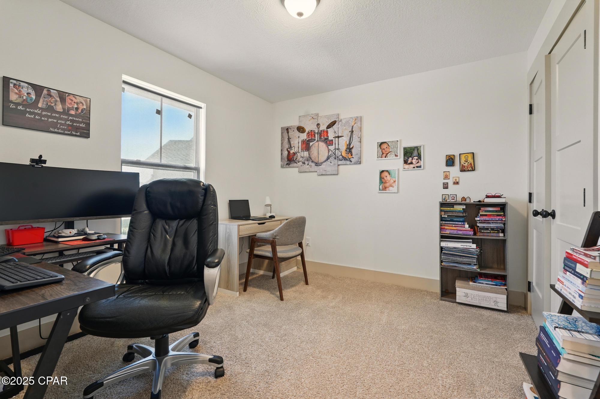 Image 29 For 3928 Sandpine Way