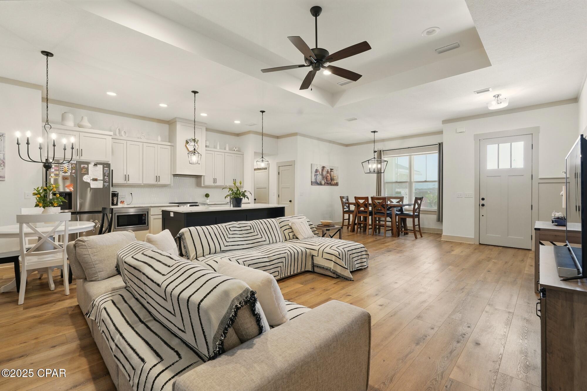 Image 6 For 3928 Sandpine Way