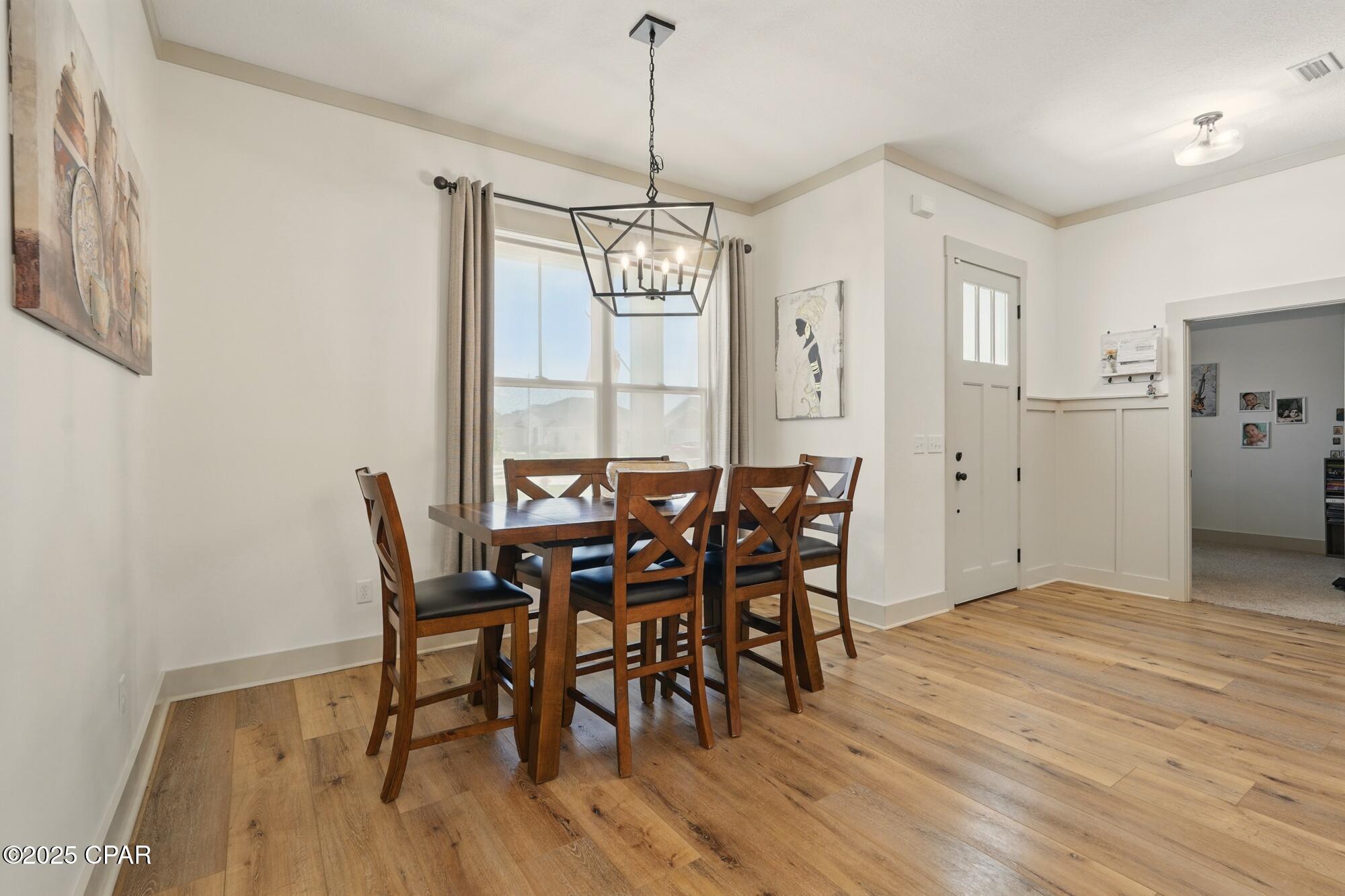 Image 8 For 3928 Sandpine Way