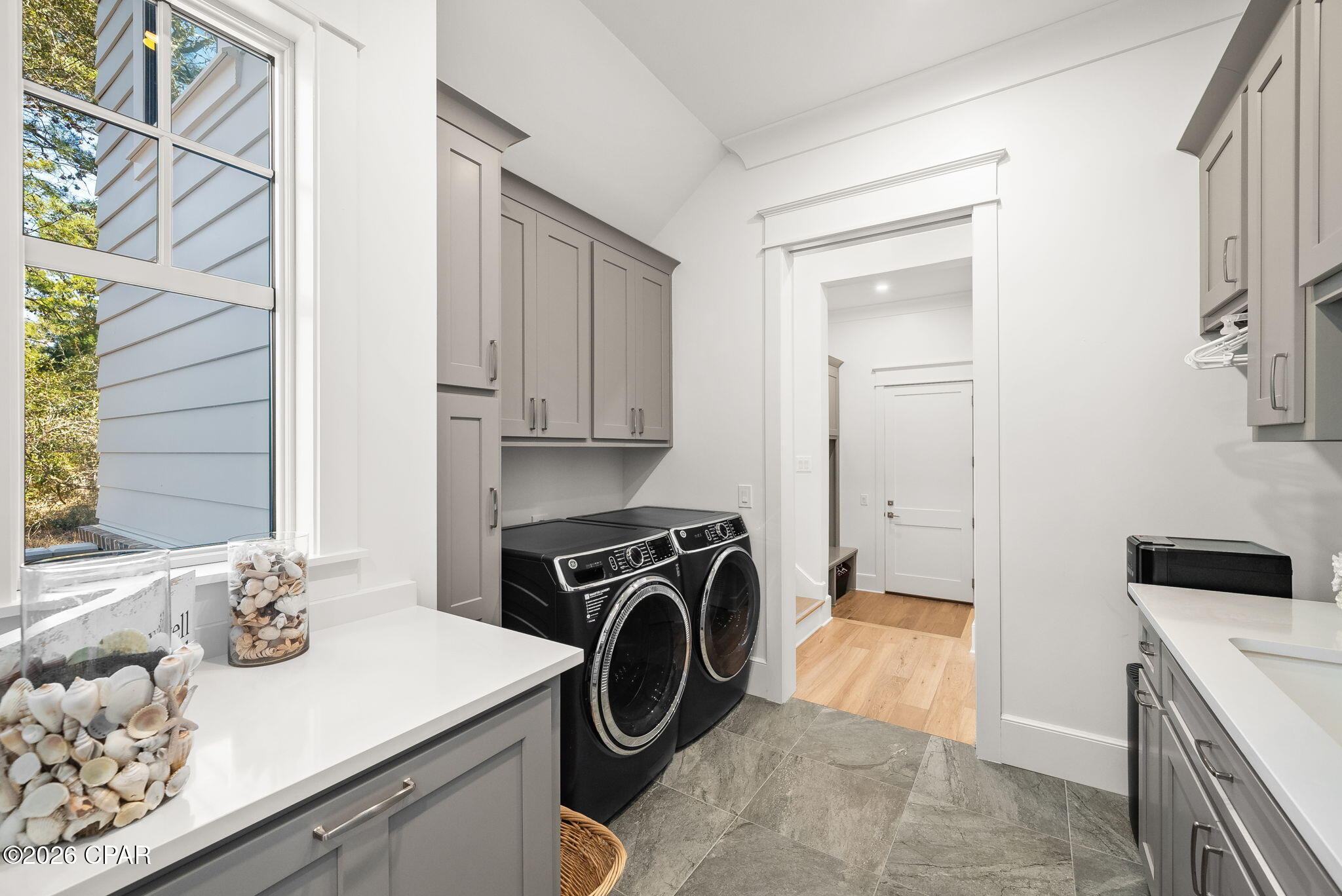 Image 20 For 1201 Water Oak