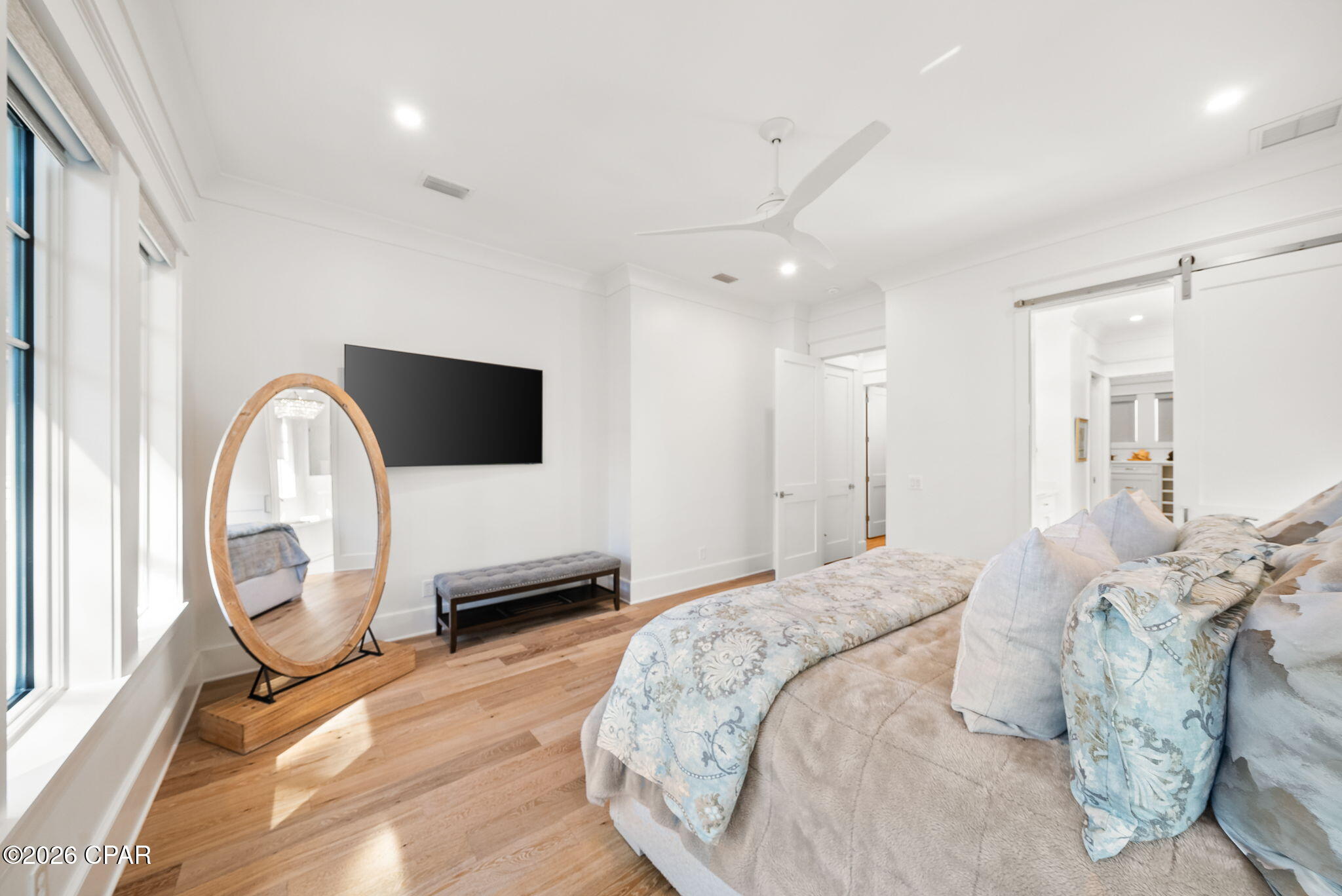 Image 24 For 1201 Water Oak