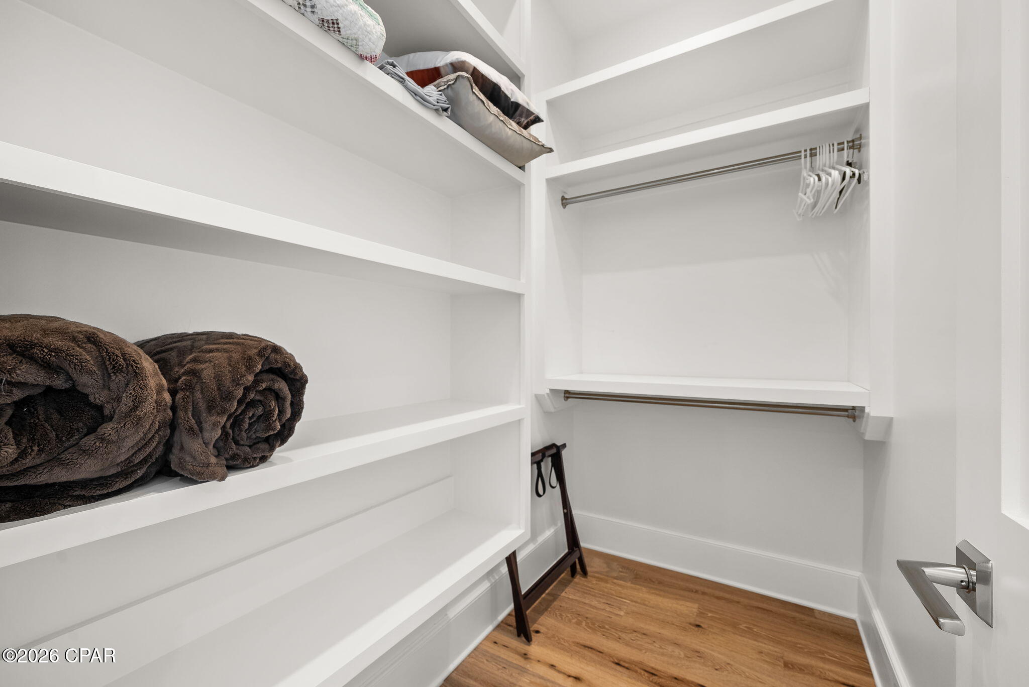 Image 41 For 1201 Water Oak