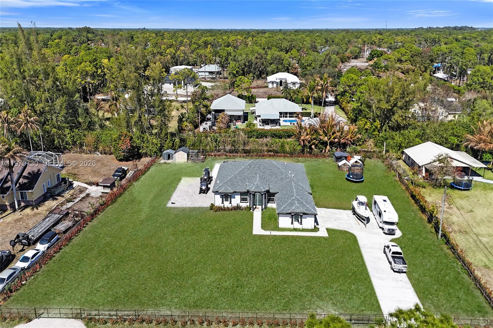 Homes for sale in Loxahatchee, FL | 13673 N 77th Pl N, Loxahatchee, FL 33412 | MLS# A11970730