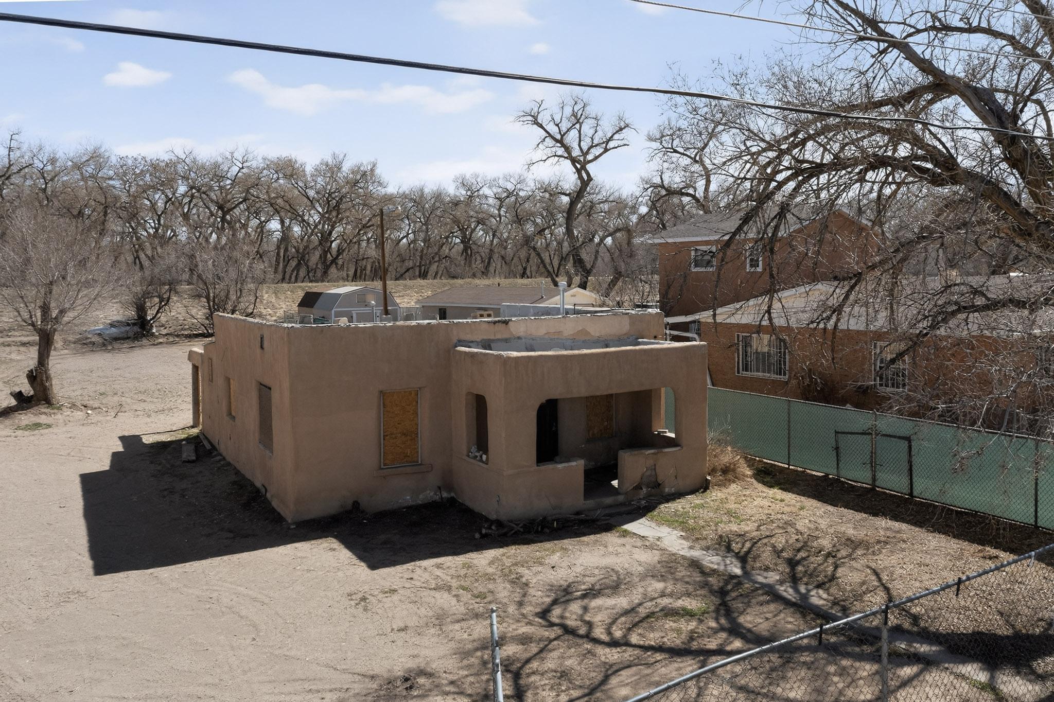 2nd image of 1650 La Vega Dr Sw, Albuquerque, NM 87105 | MLS# 1098956