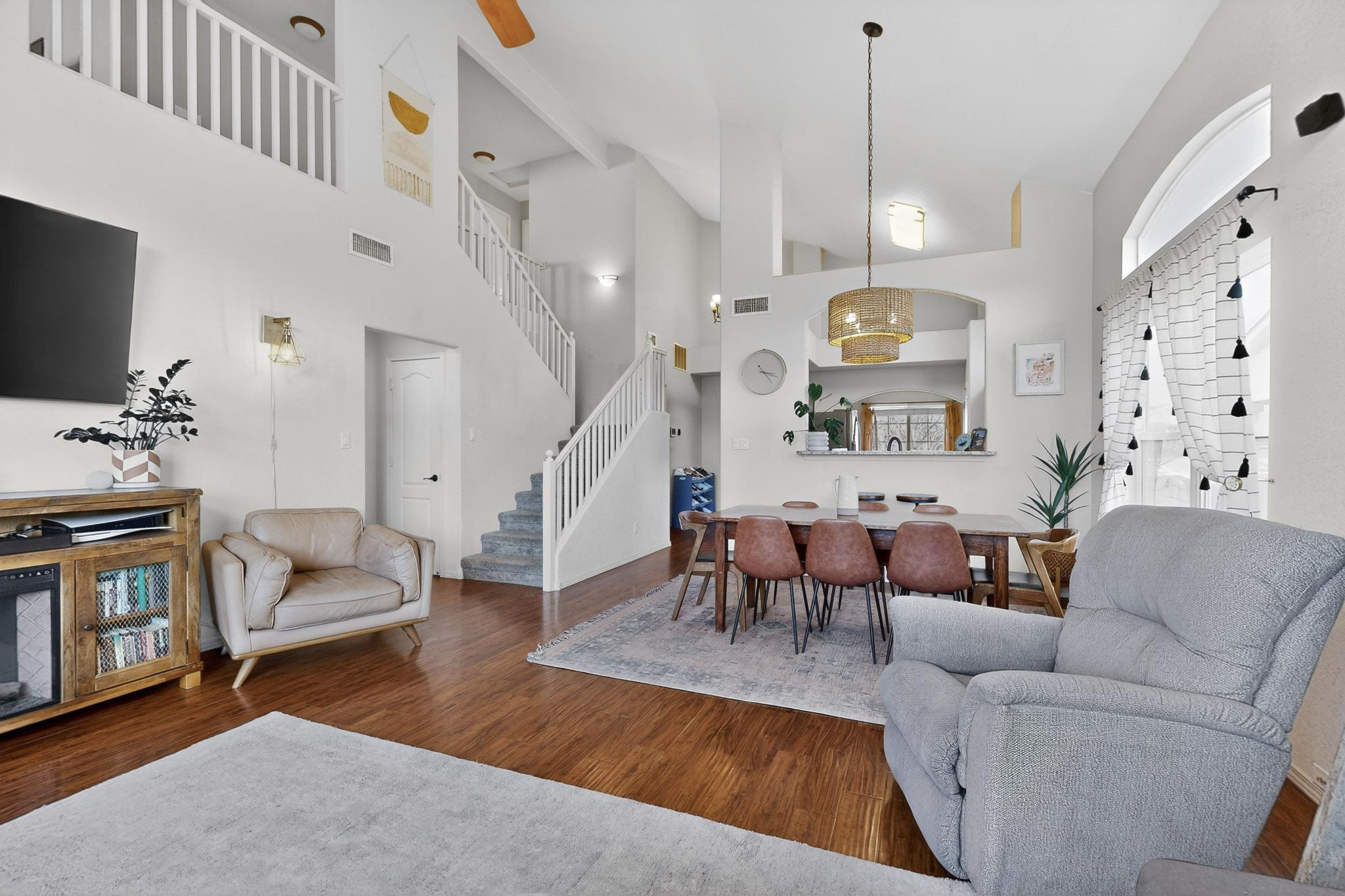 10427 Calle Hermosa Court, Albuquerque NM 87114