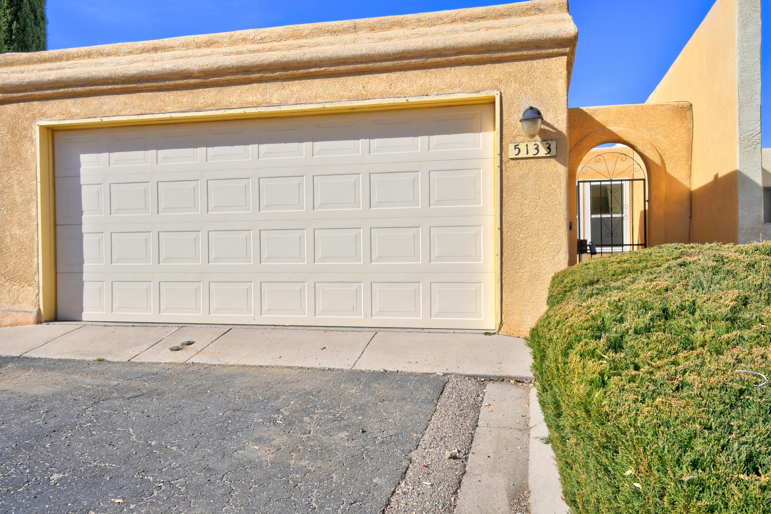 5133 La Fiesta Drive, Albuquerque NM 87109
