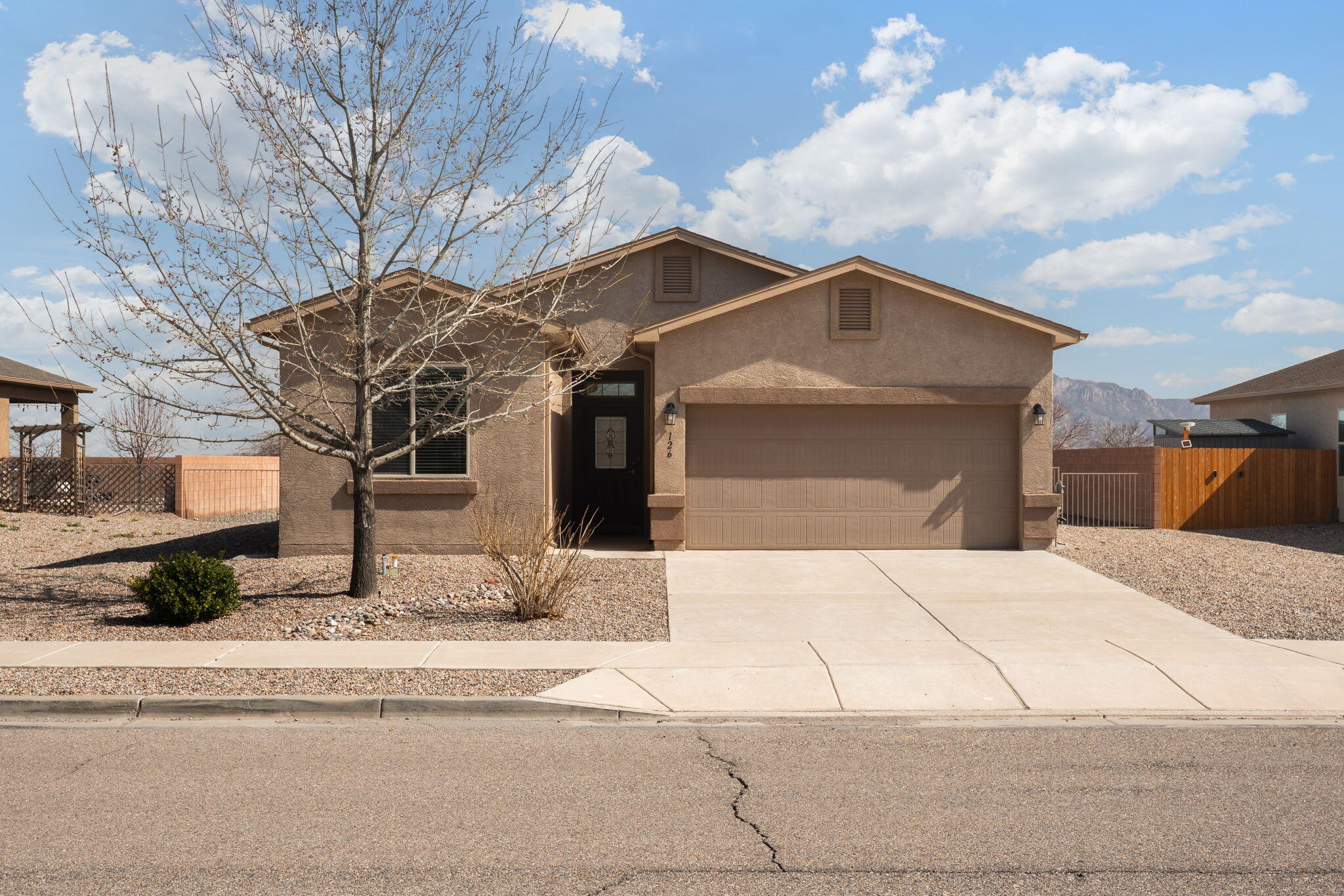 126 Landing Trail, Rio Rancho NM 87124