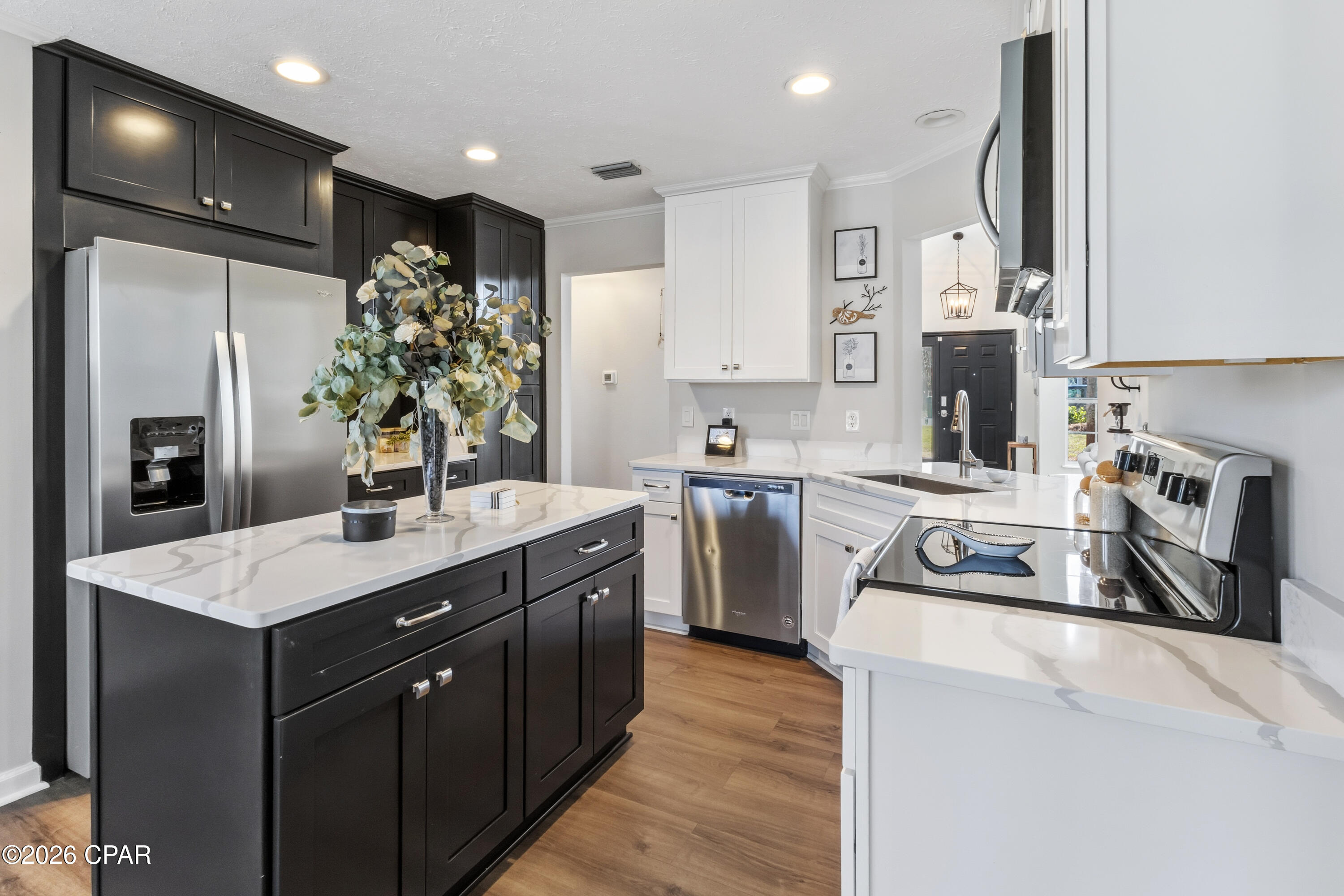 Image 5 For 2411 Country Club Drive