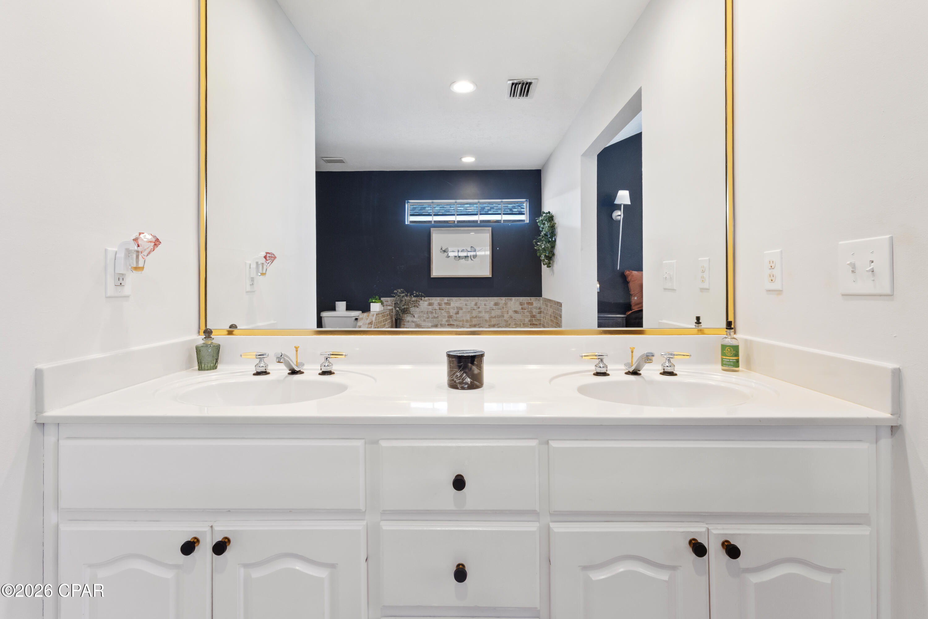 Image 8 For 2411 Country Club Drive