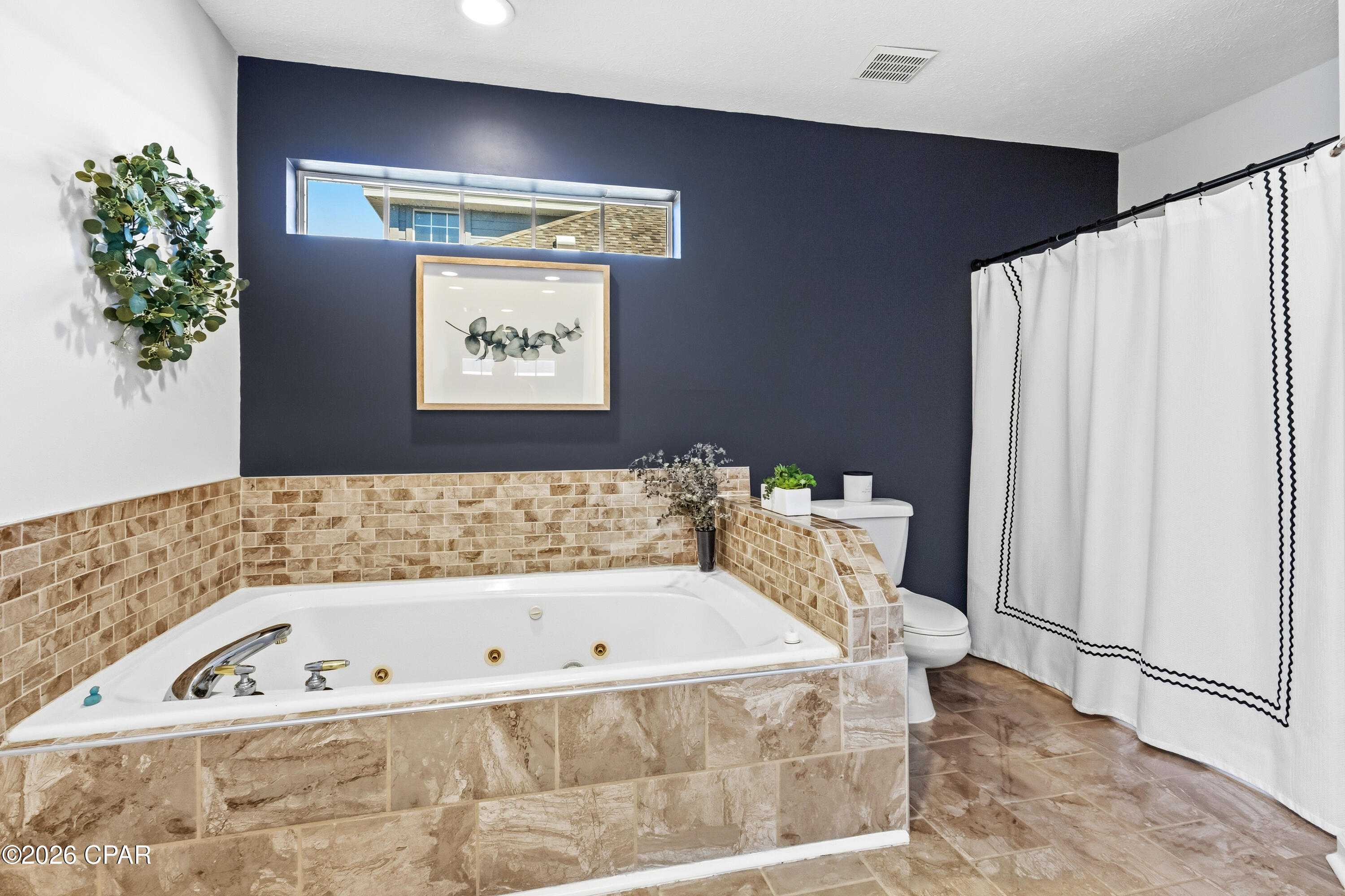 Image 9 For 2411 Country Club Drive