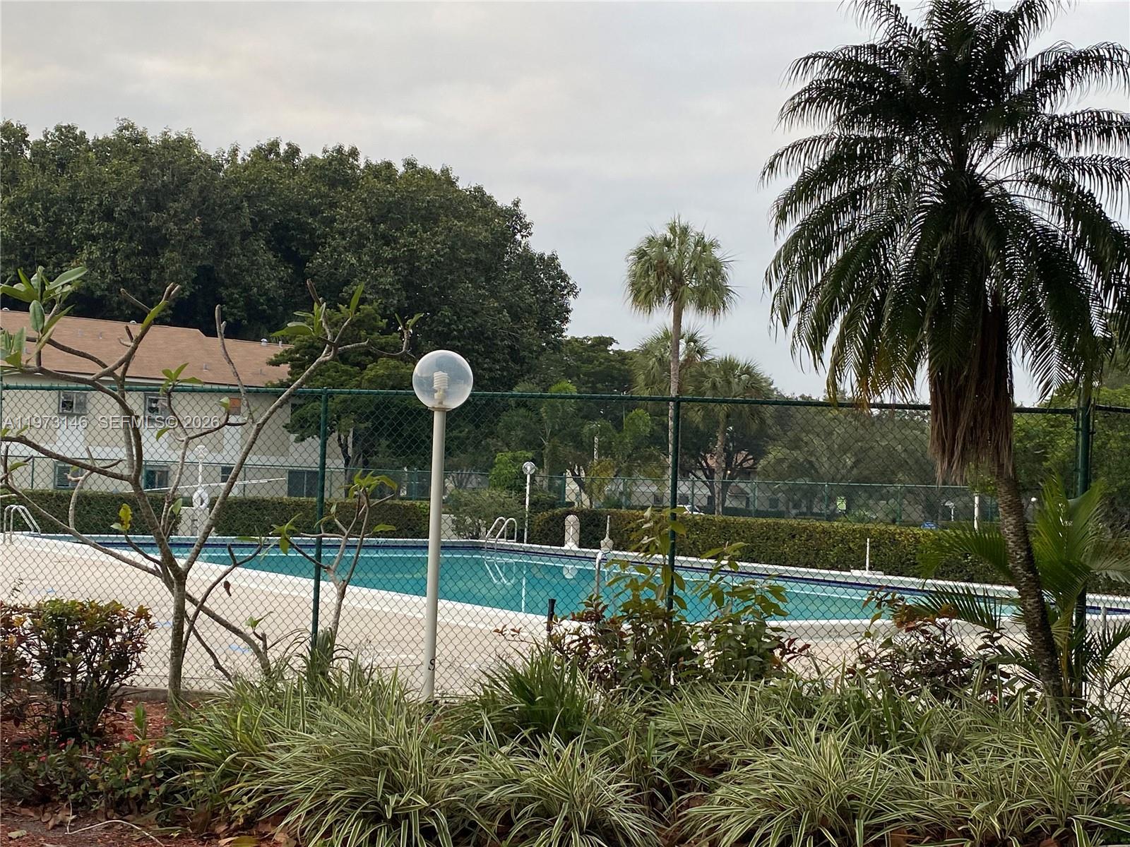 Gardens North Eleven Cond