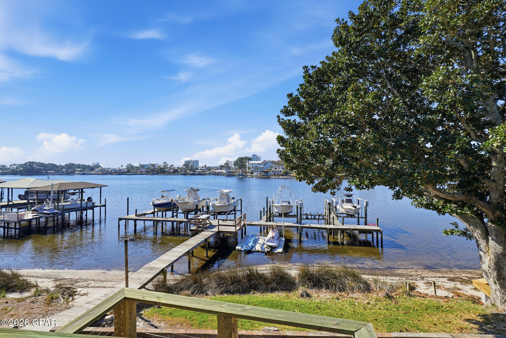 Image 3 For 7205 Lagoon Drive 8