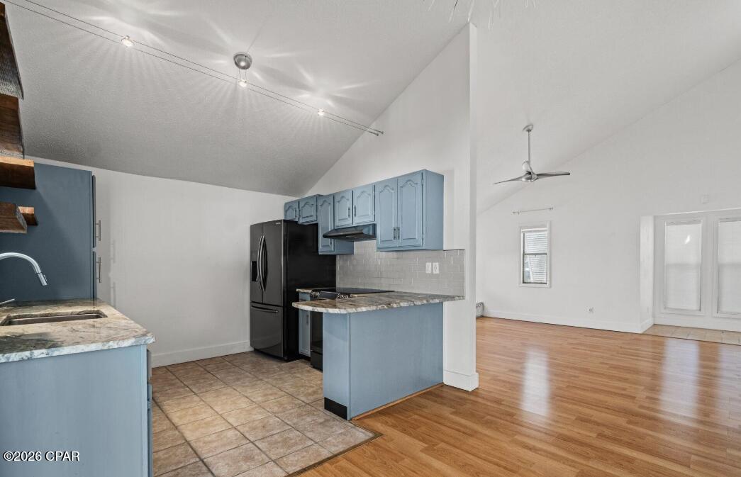 Image 6 For 421 Oleander Circle