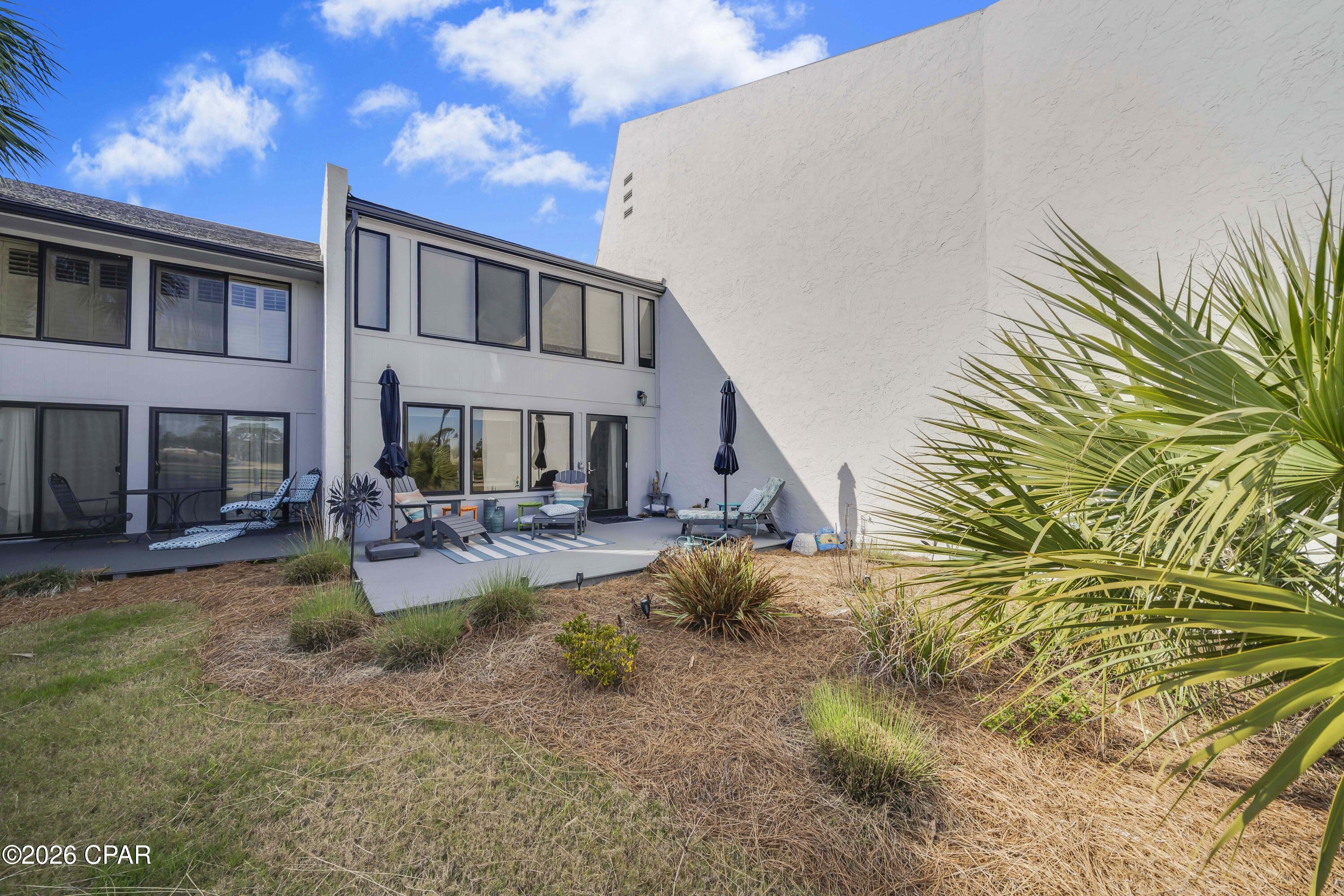 Listing photo id 29 for 4726 Bay Point Road 4137