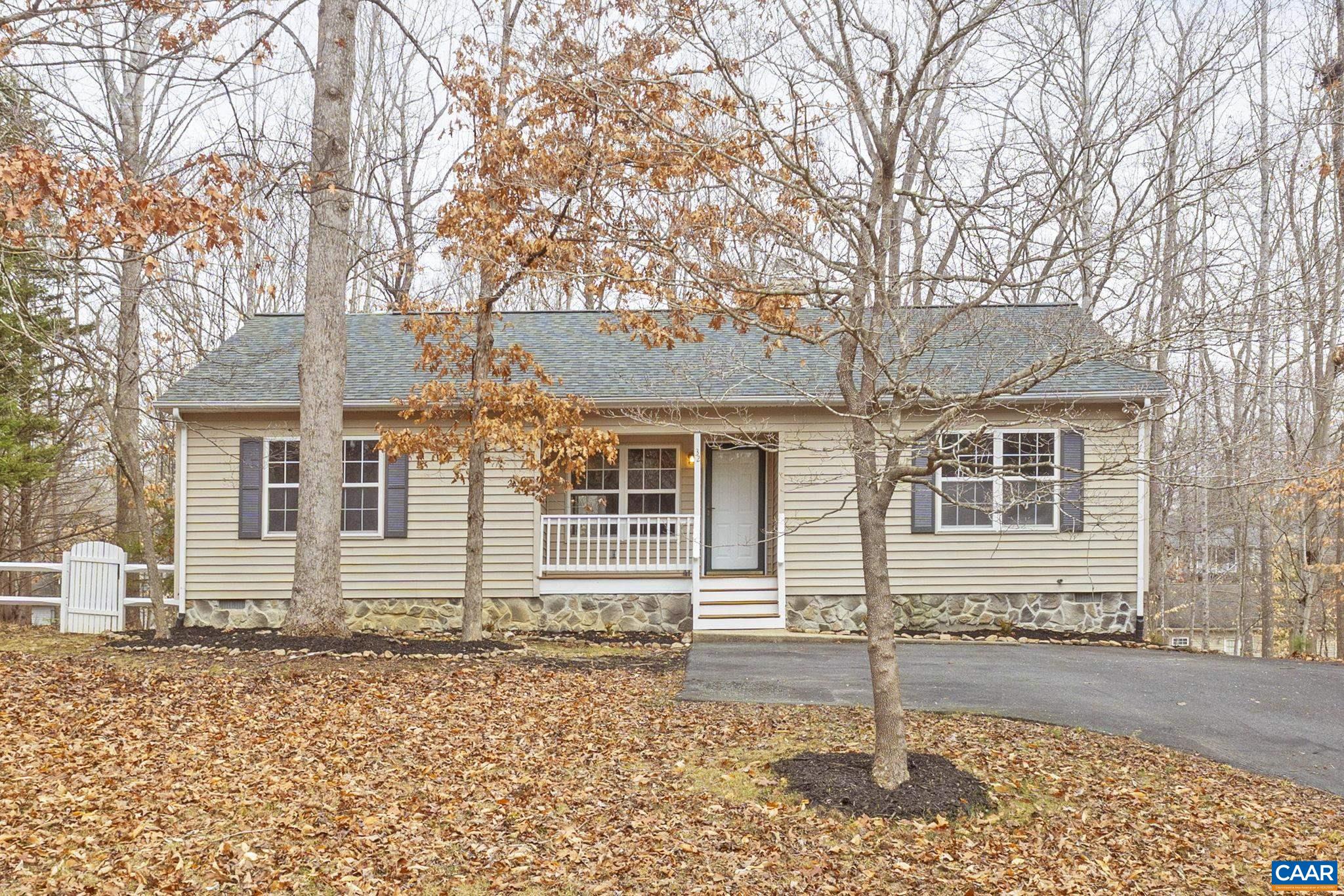 32 BROUGHAM RD, Palmyra, VA 22963