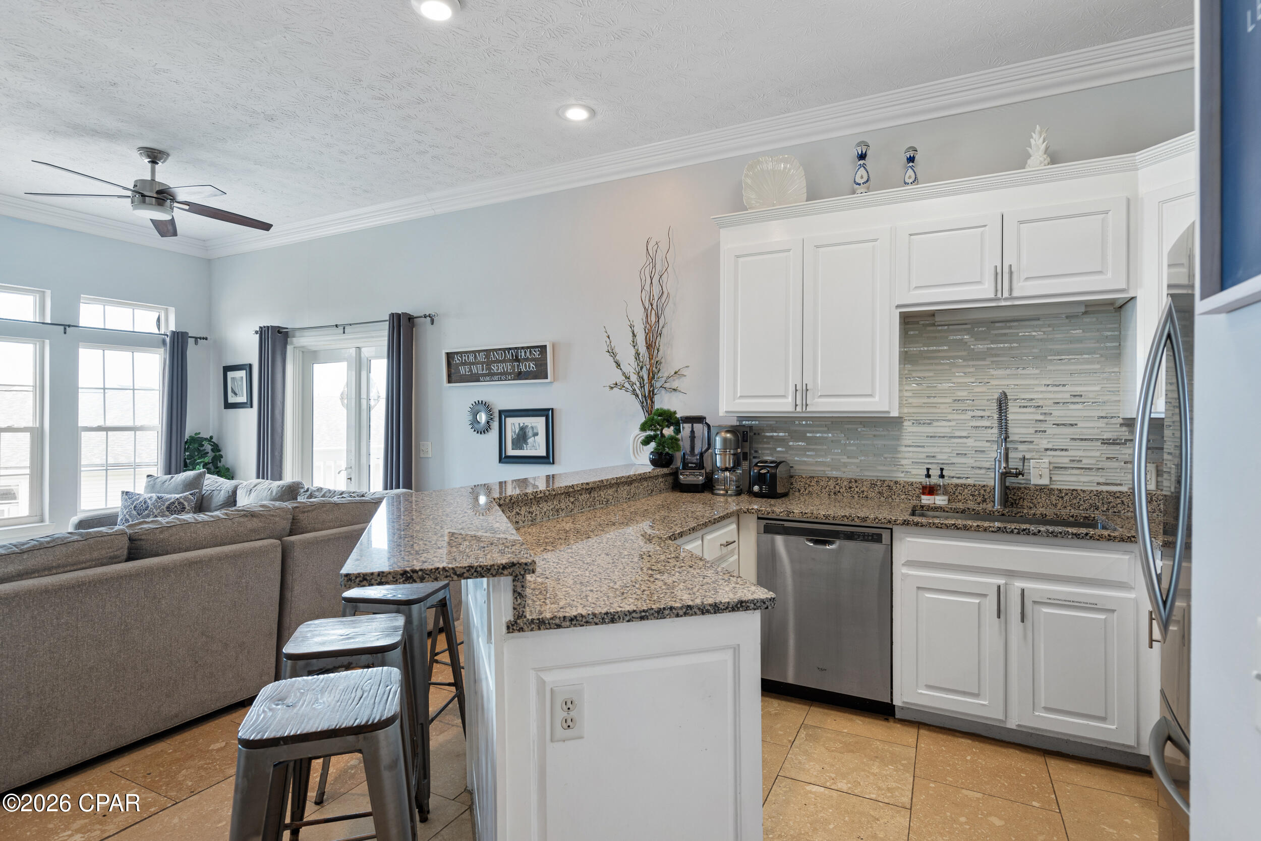 Image 10 For 17878 Front Beach Road 2