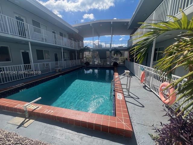 On The Beach III Conmimo