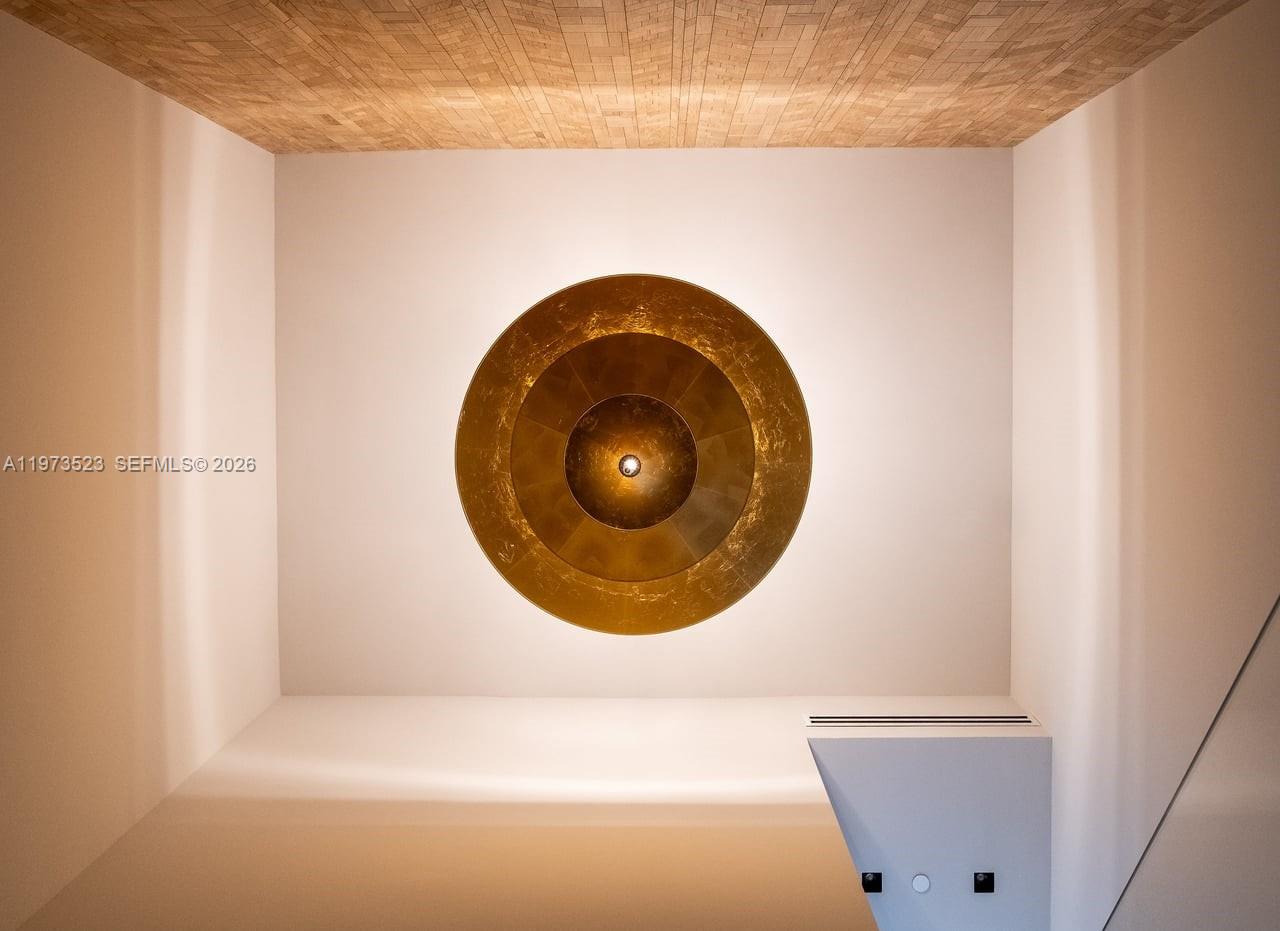 465 Brickell Ave 5701