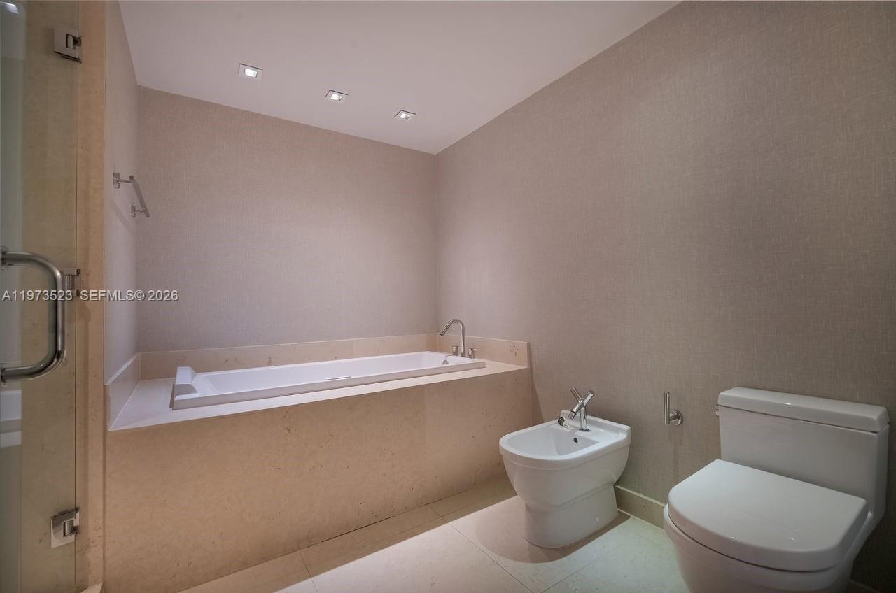 465 Brickell Ave 5701