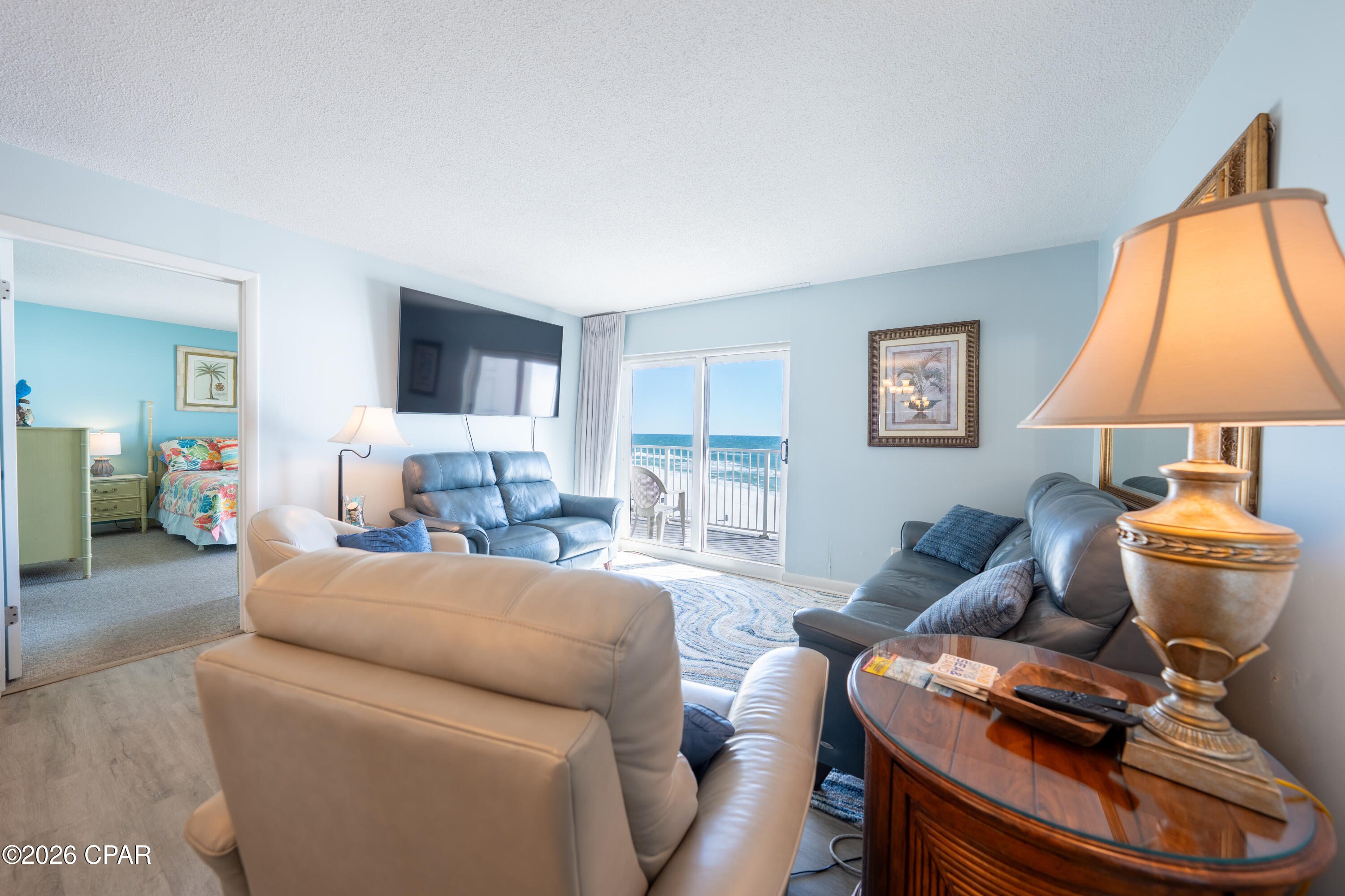 Image 4 For 4425 Thomas Drive 518