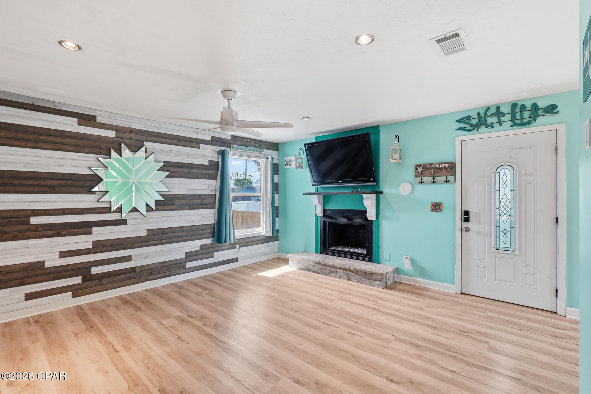 Image 12 For 5516 Beach Drive A