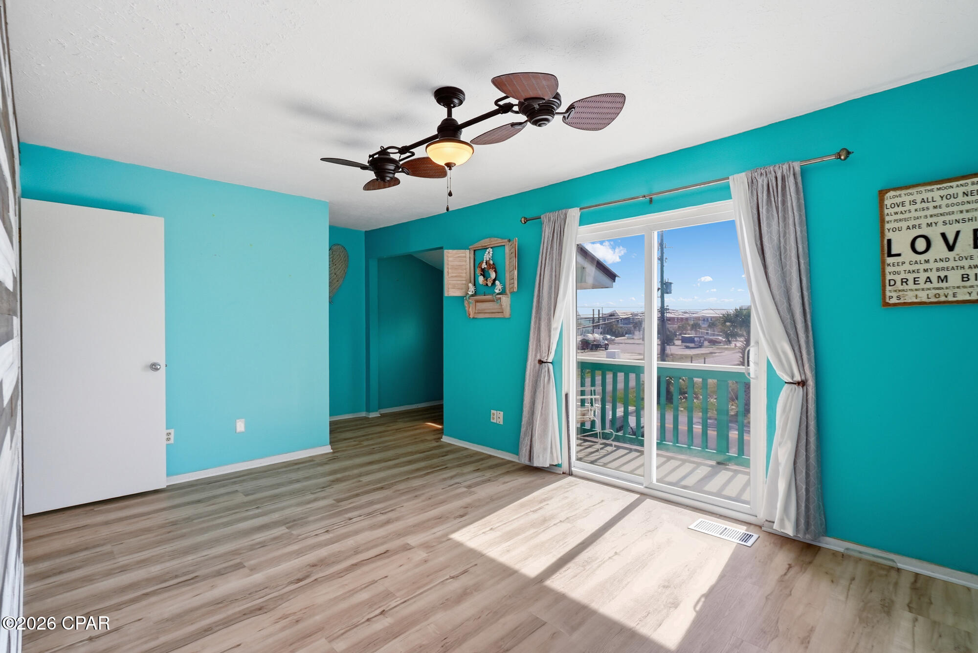 Image 21 For 5516 Beach Drive A