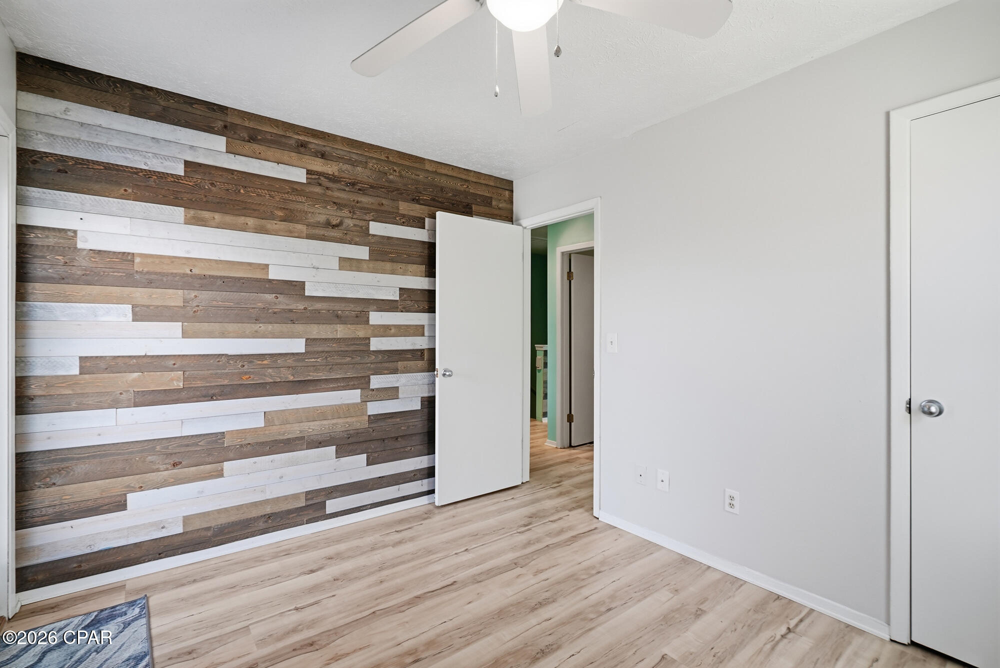 Image 31 For 5516 Beach Drive A