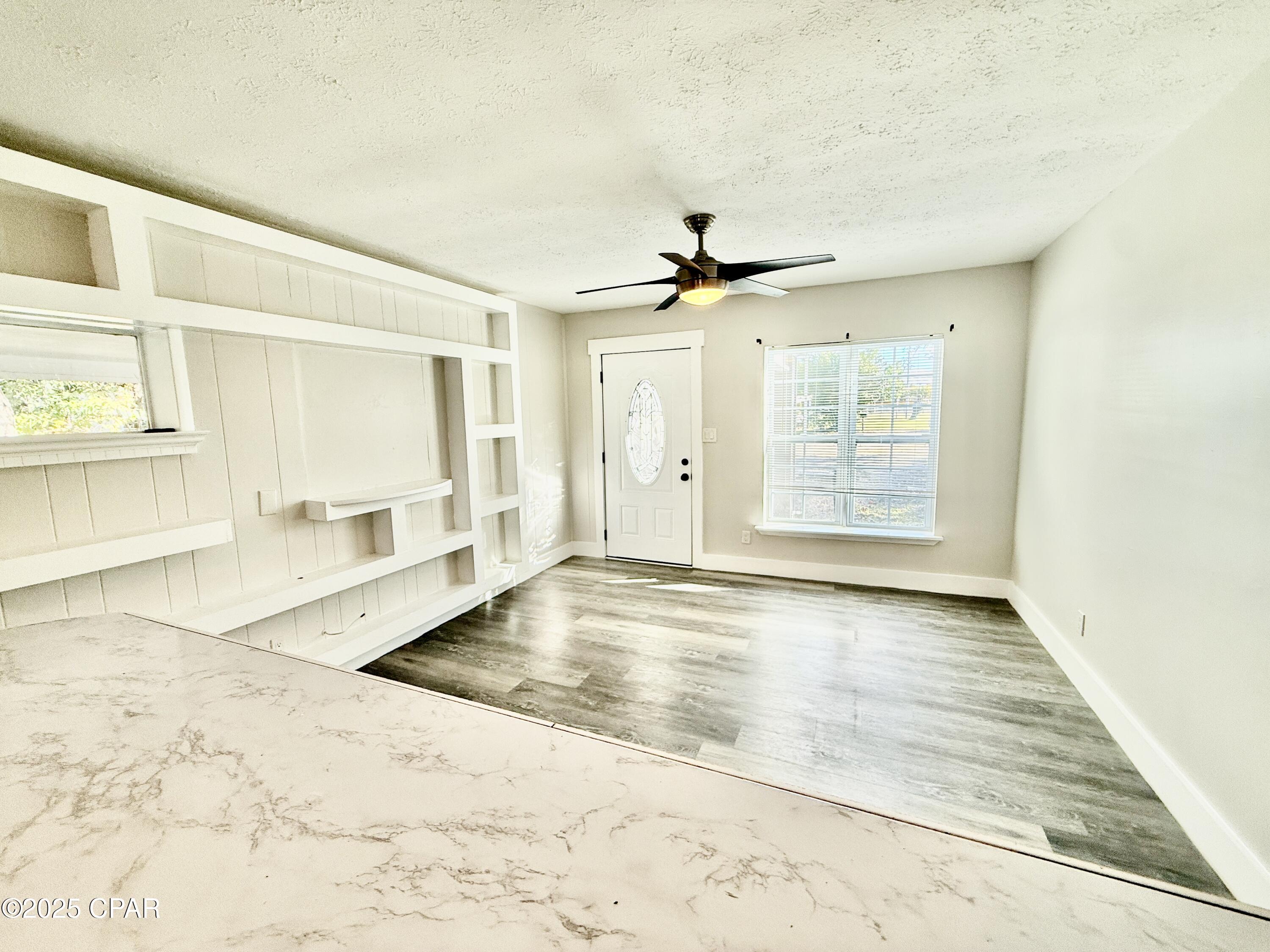 Image 11 For 1305 Flower Drive