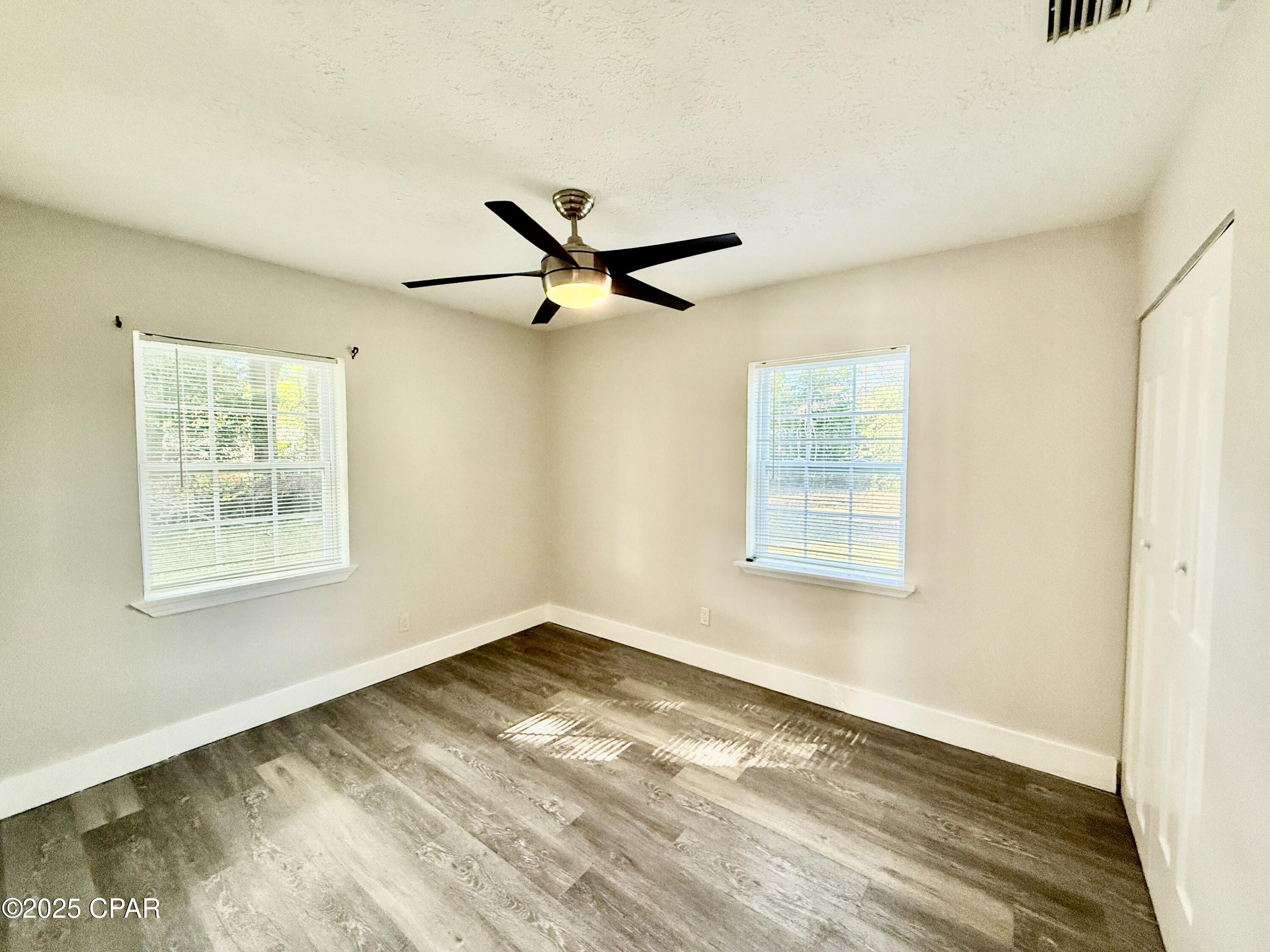 Image 17 For 1305 Flower Drive