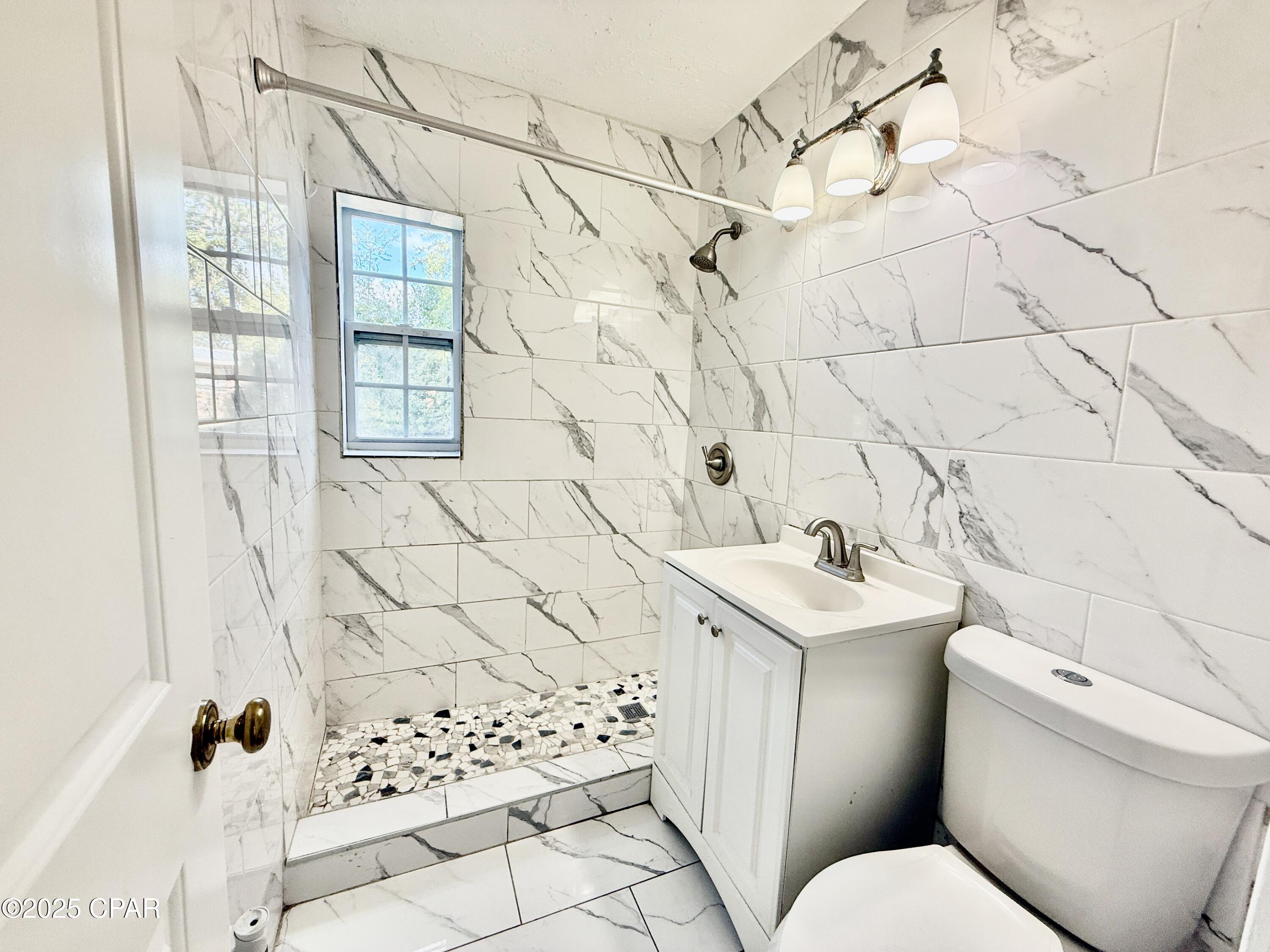 Image 19 For 1305 Flower Drive