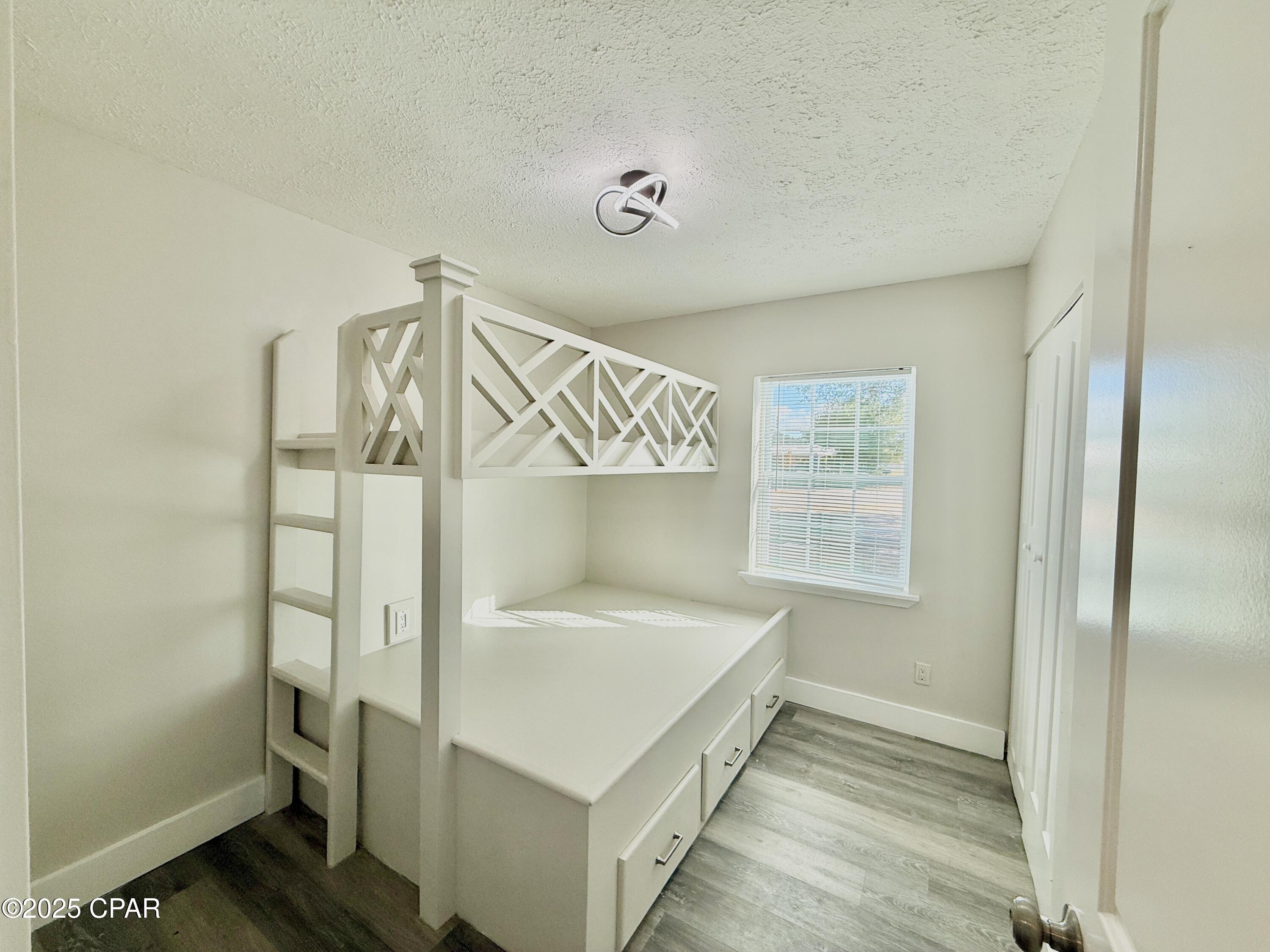 Image 21 For 1305 Flower Drive