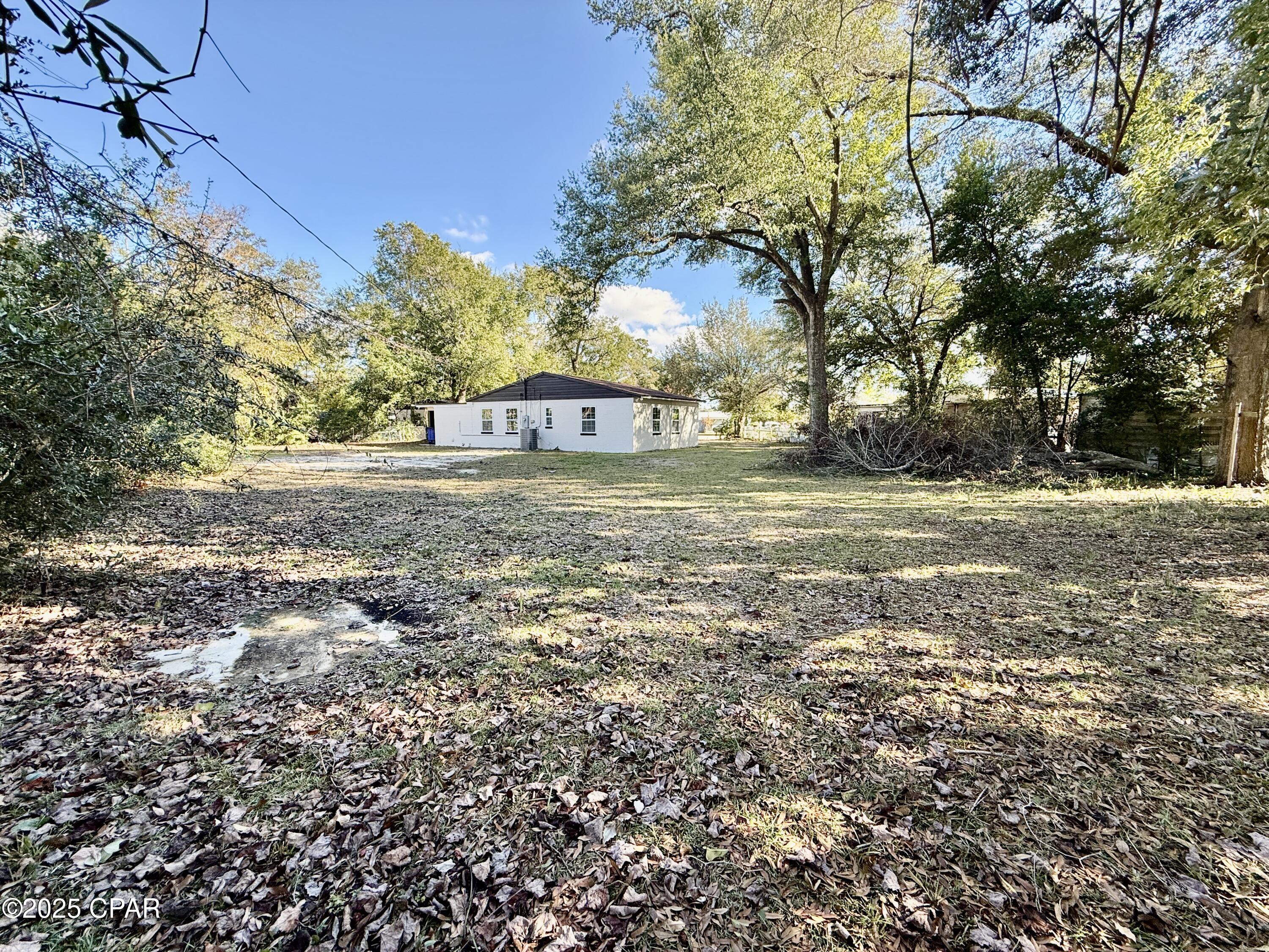 Image 23 For 1305 Flower Drive