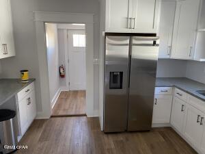 Image 12 For 1145 Jenks Avenue