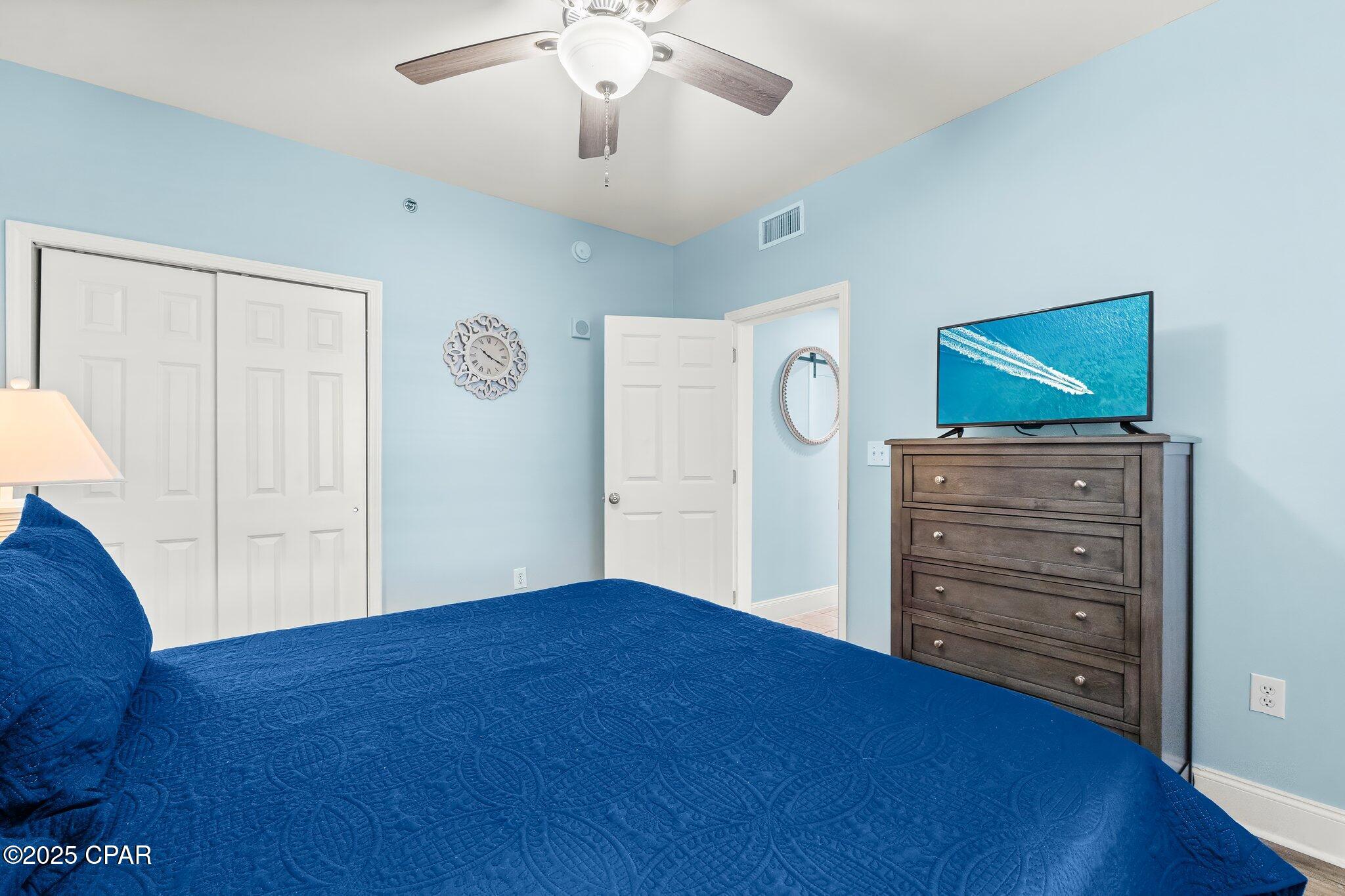 Image 27 For 9860 Thomas Drive 1107