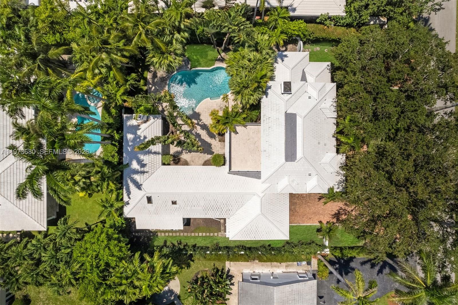6675 Roxbury Ln, Miami Beach, Florida 33141