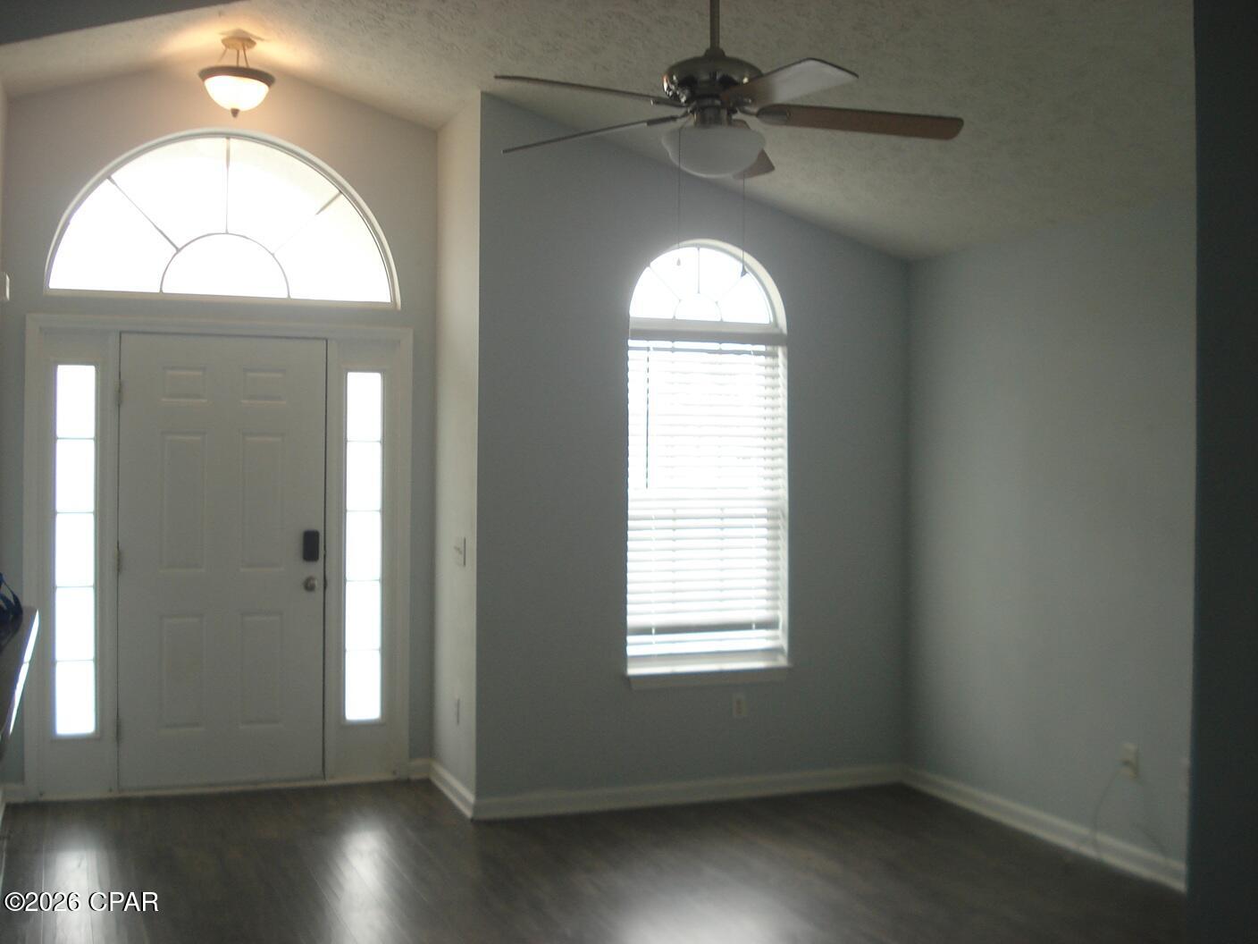 Image 4 For 101 Seagrass Way