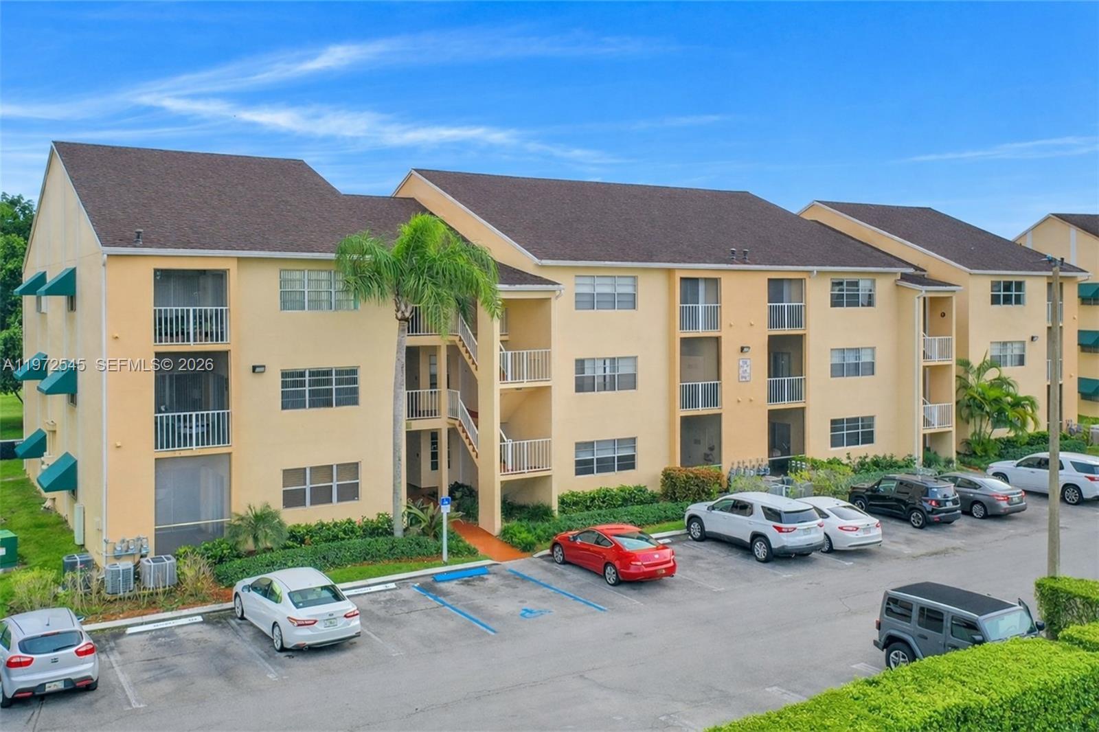 Hammocks Trails Condo