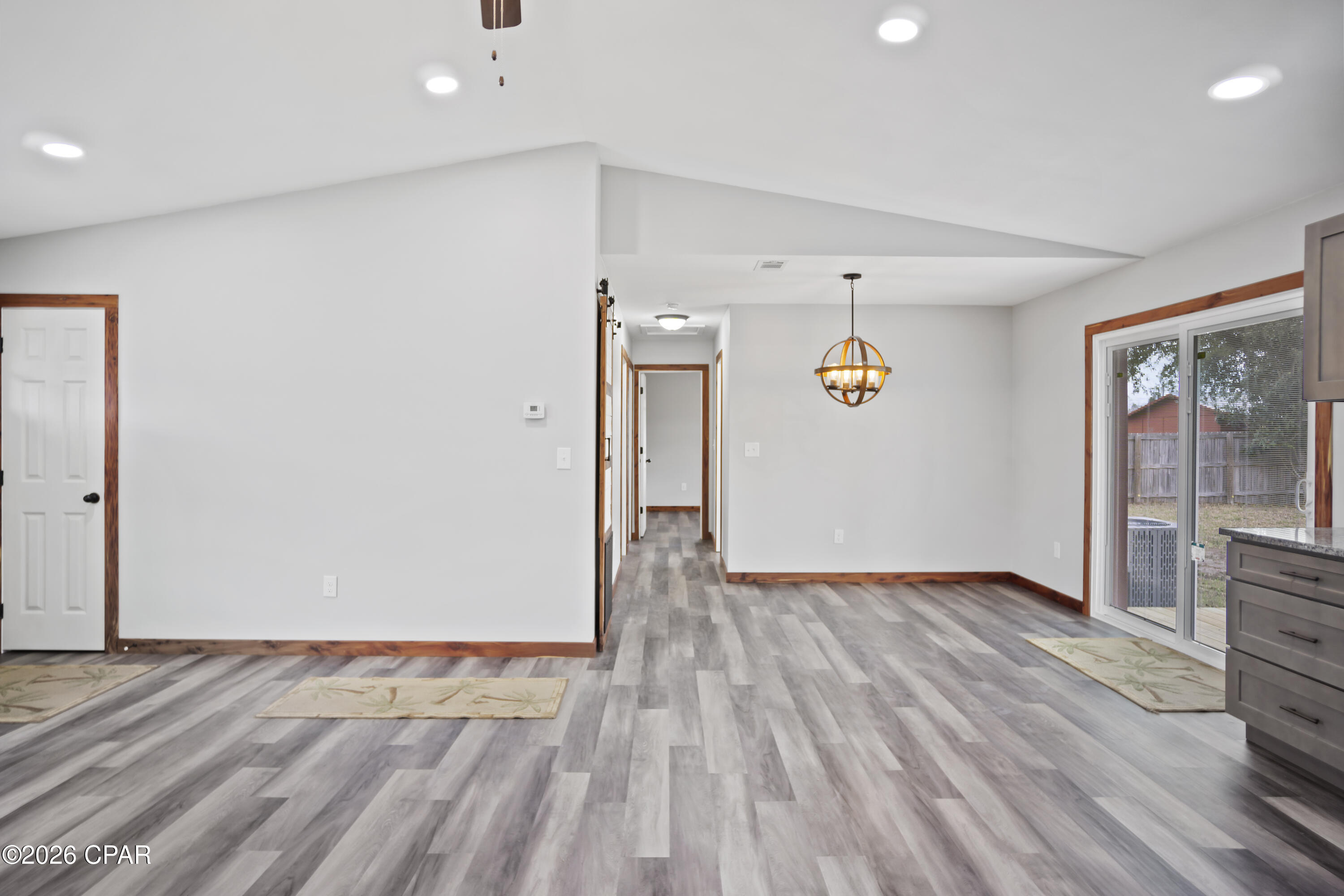 Image 12 For 20496 Lambert Avenue