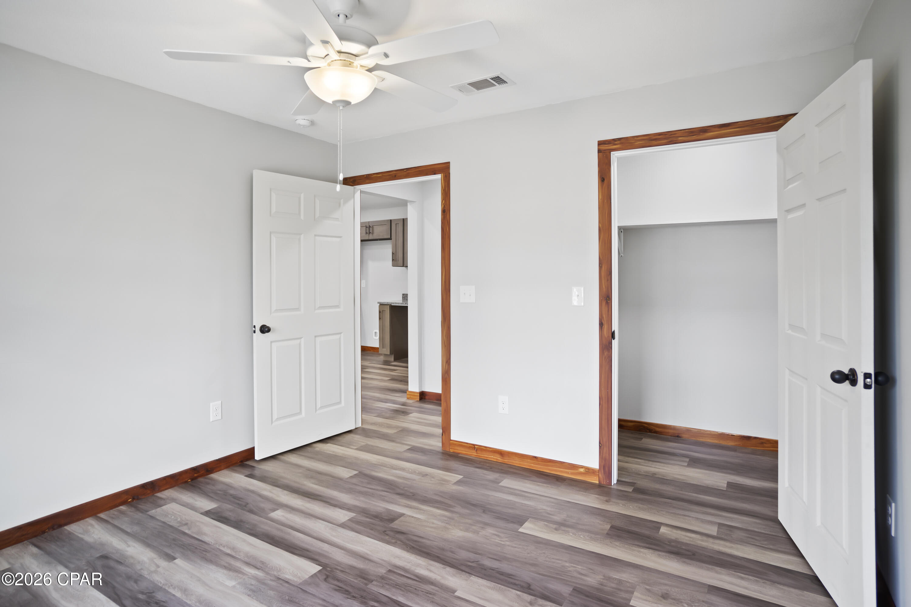 Image 14 For 20496 Lambert Avenue