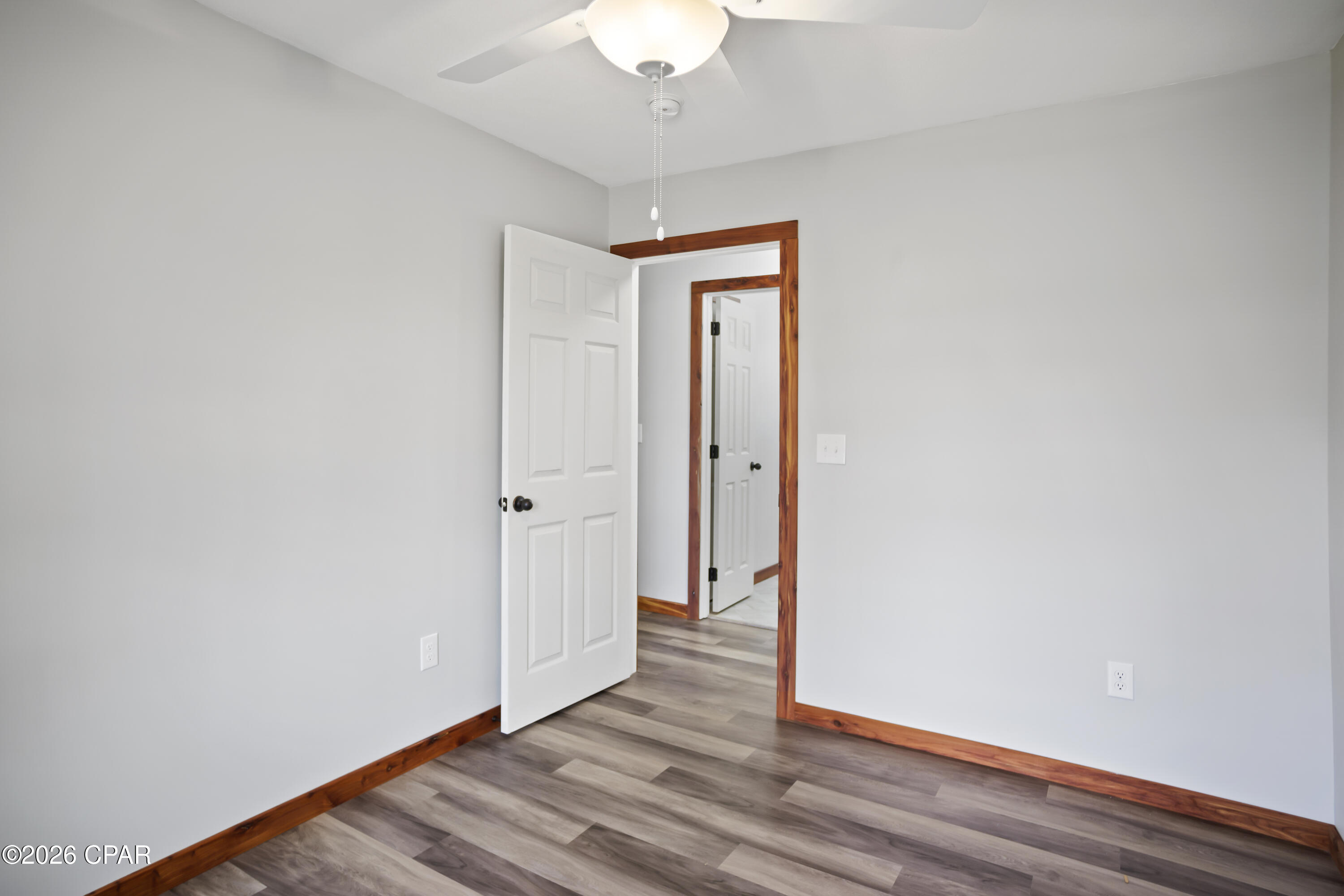 Image 22 For 20496 Lambert Avenue