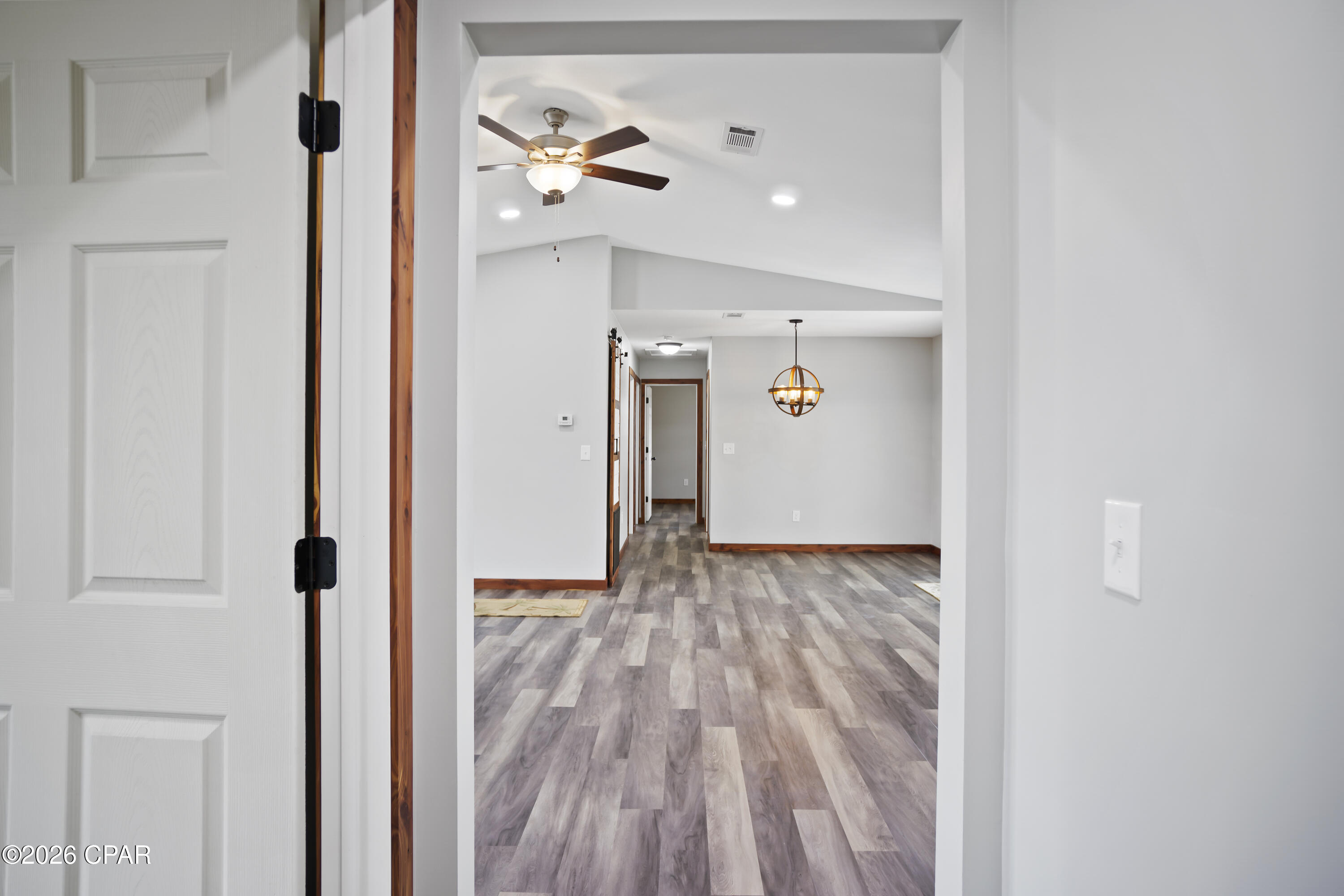 Image 25 For 20496 Lambert Avenue