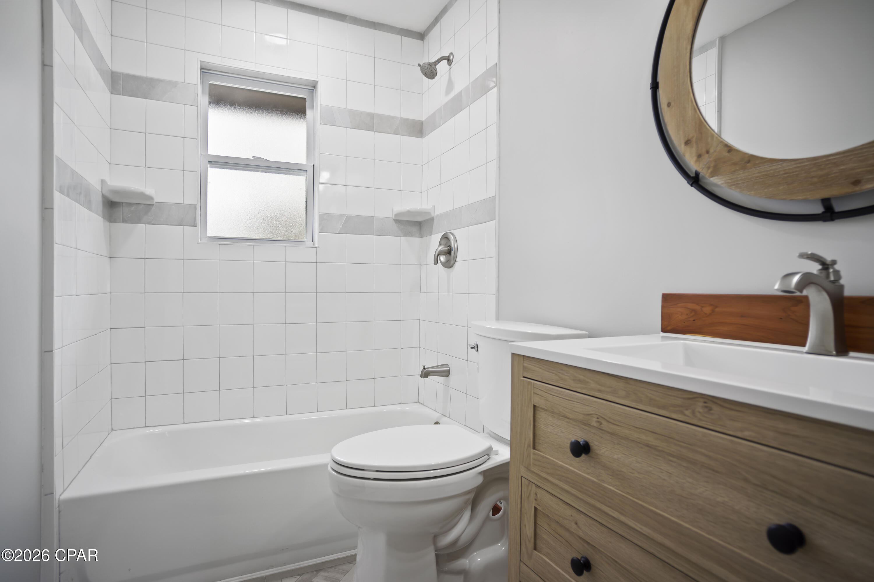 Image 27 For 20496 Lambert Avenue