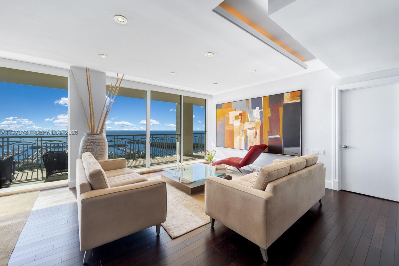 3400 SW 27th Ave 2102