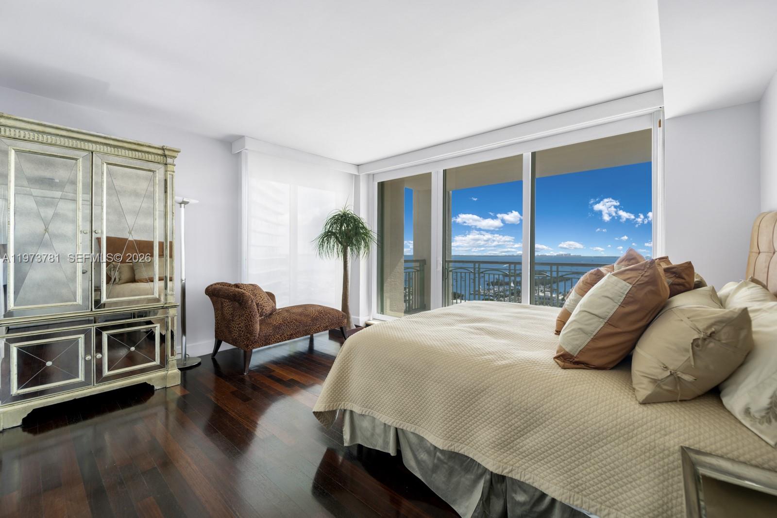 3400 SW 27th Ave 2102