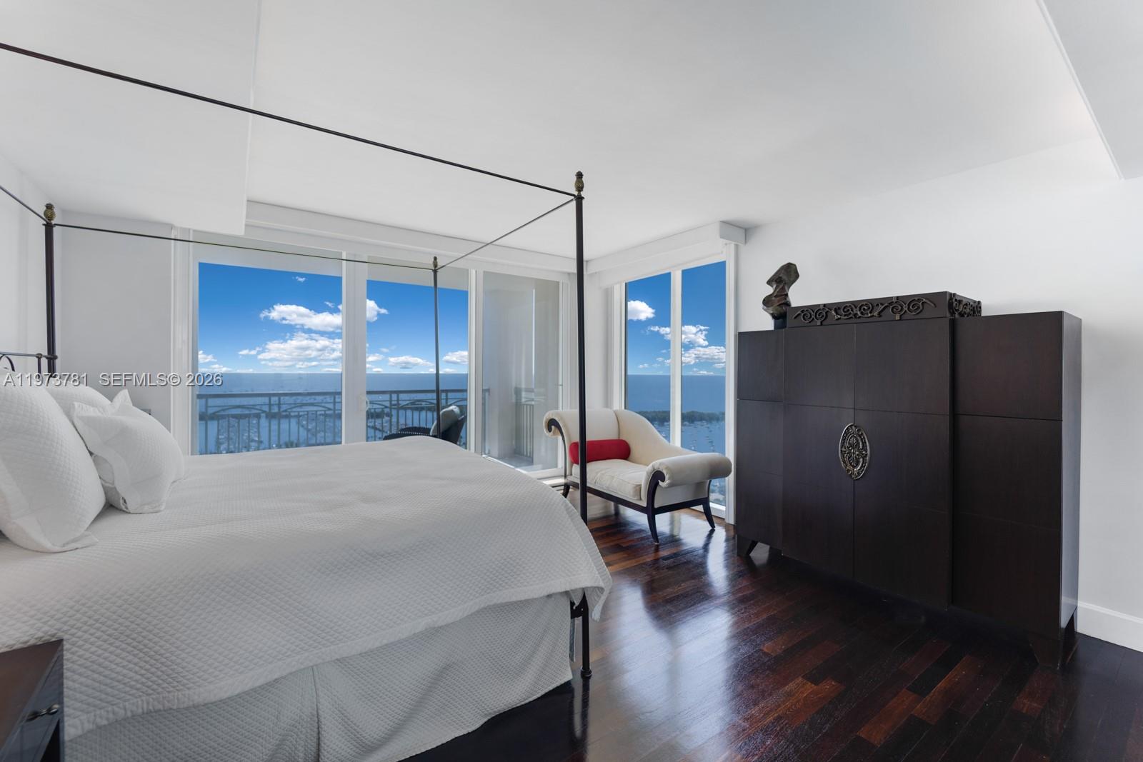 3400 SW 27th Ave 2102