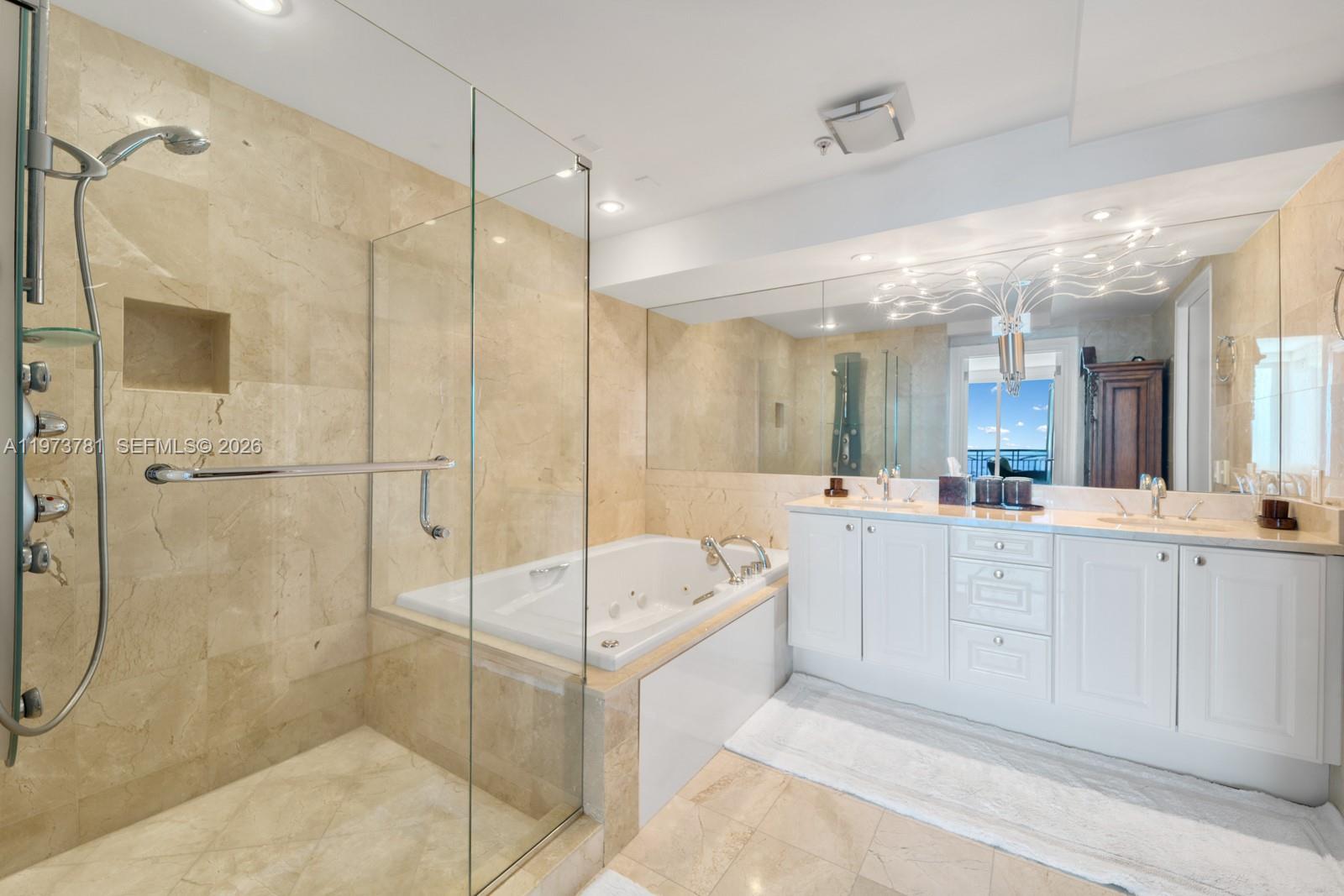 3400 SW 27th Ave 2102