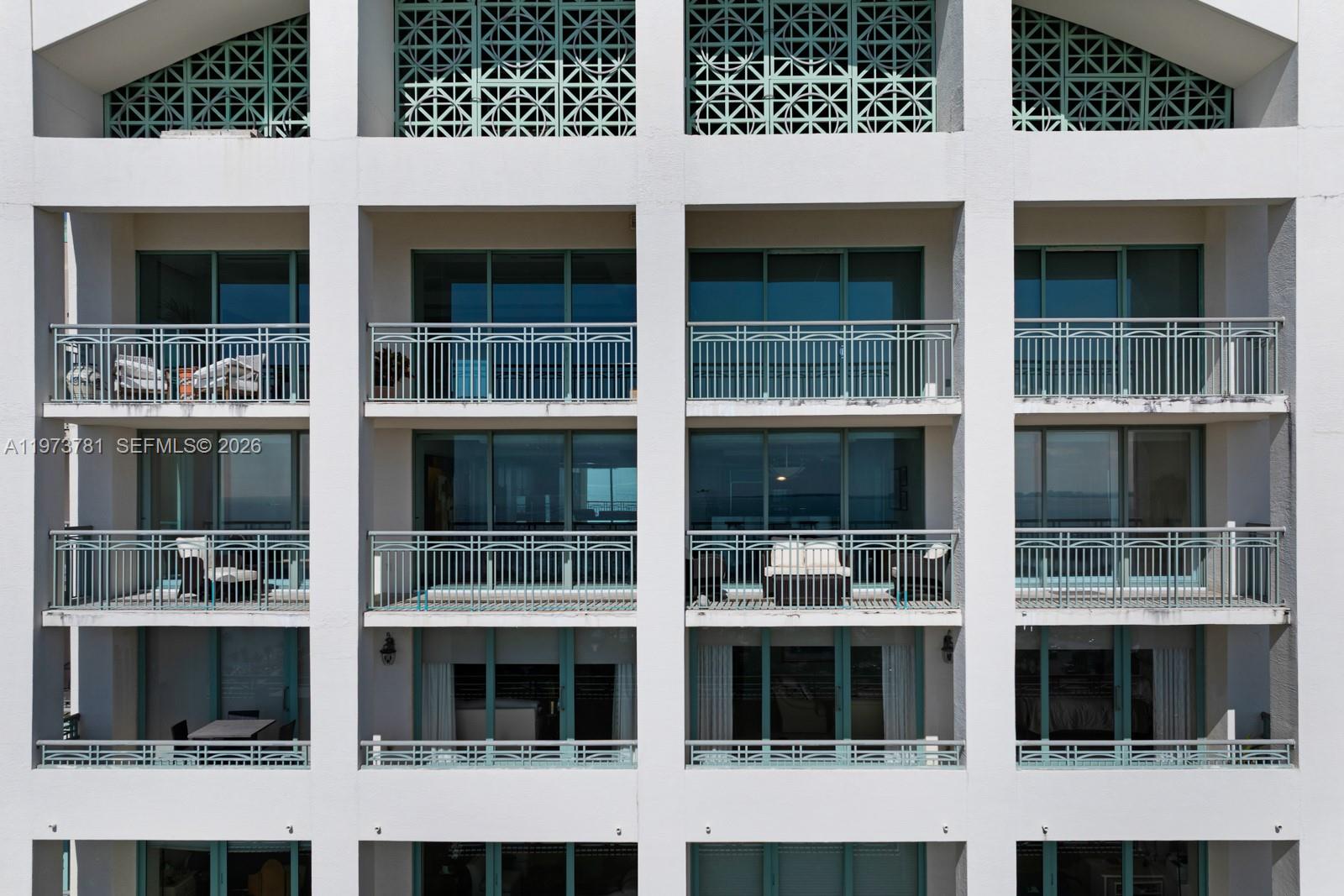 3400 SW 27th Ave 2102