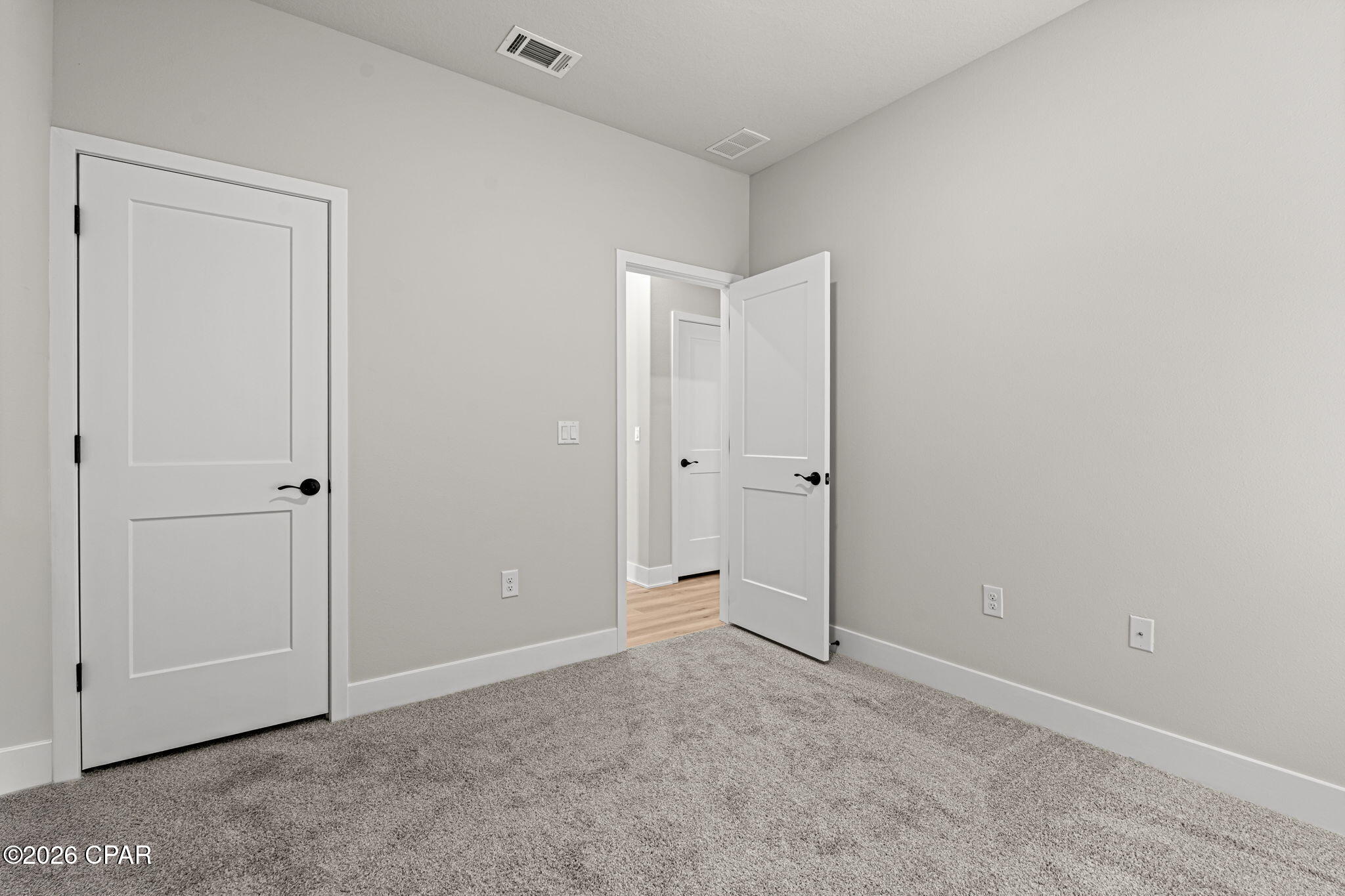 Image 15 For 7092 Traditions