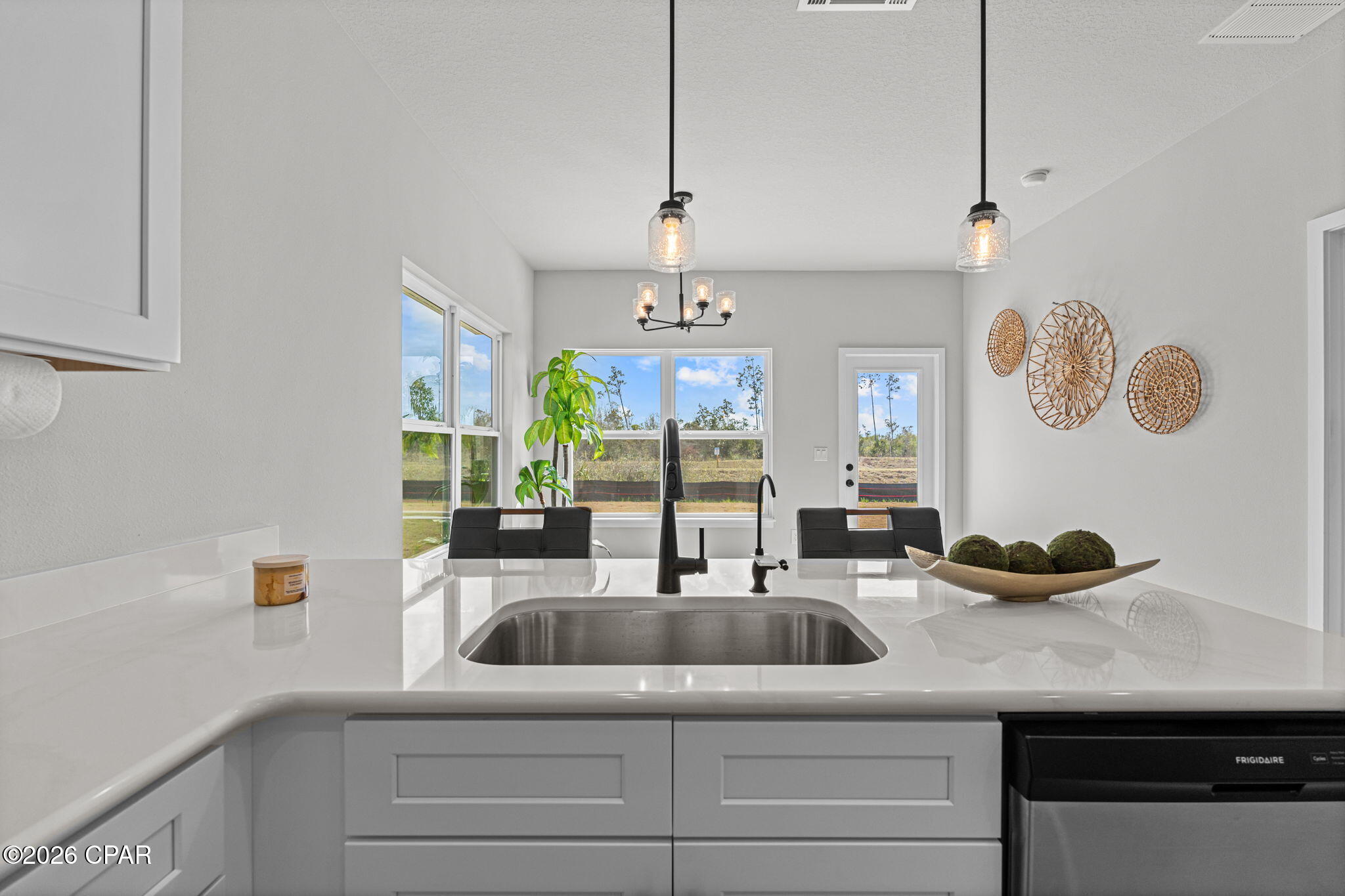 Image 17 For 7092 Traditions