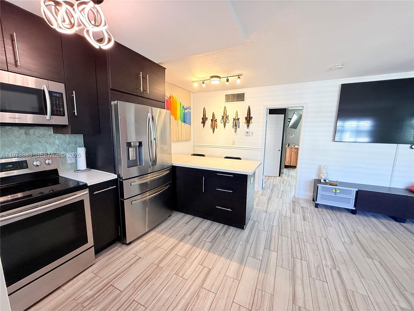 2930 Day Ave N304